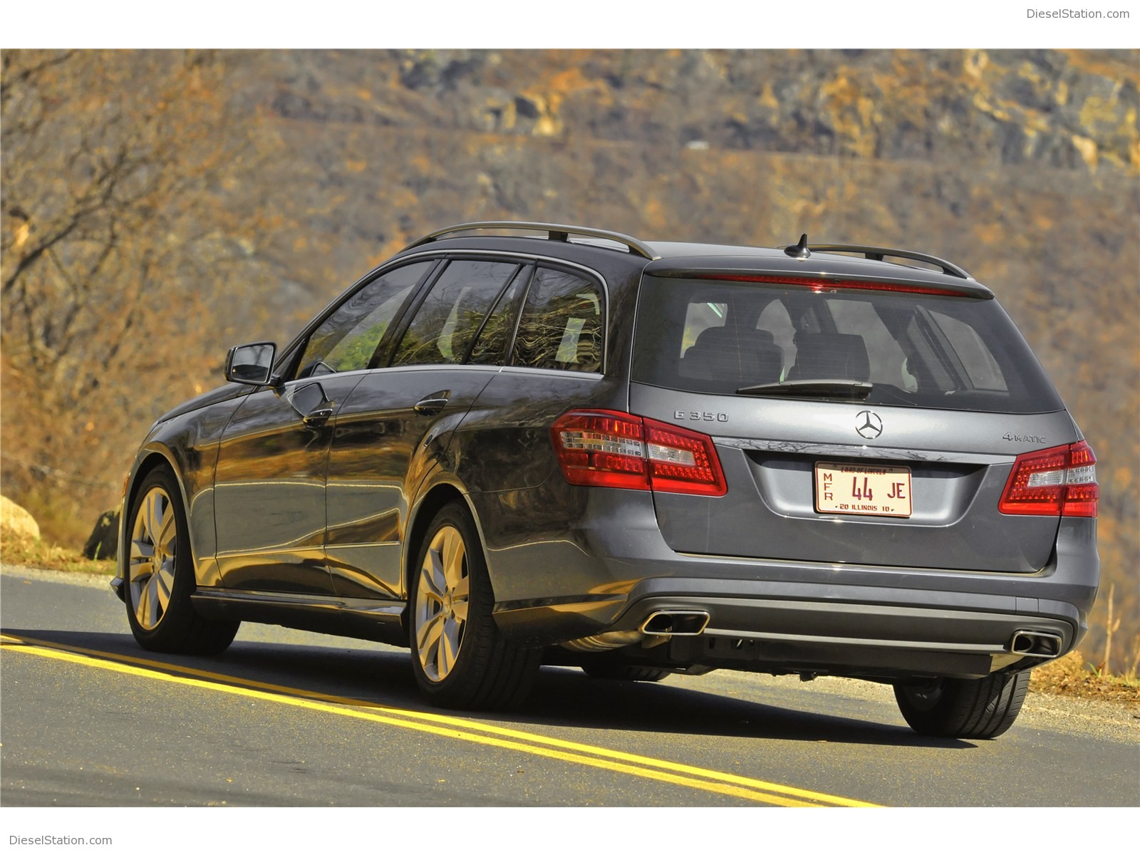 Mercedes-Benz E350 4MATIC Wagon 2011