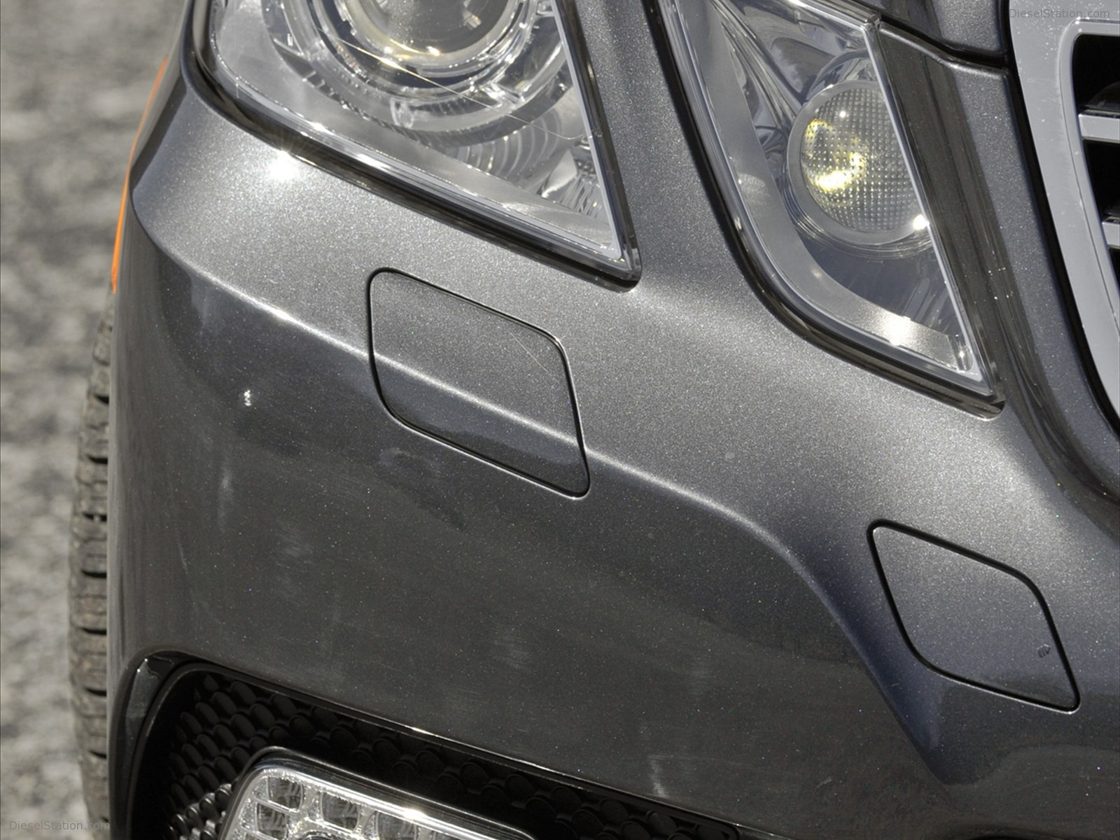 Mercedes-Benz E350 4MATIC Wagon 2011