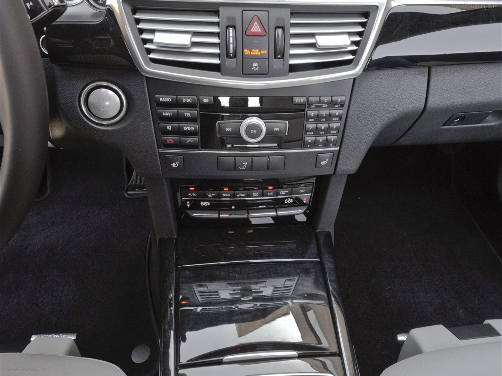 Mercedes-Benz E350 4MATIC Wagon 2011