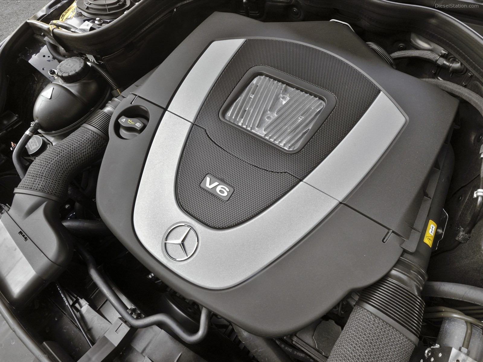 Mercedes-Benz E350 4MATIC Wagon 2011