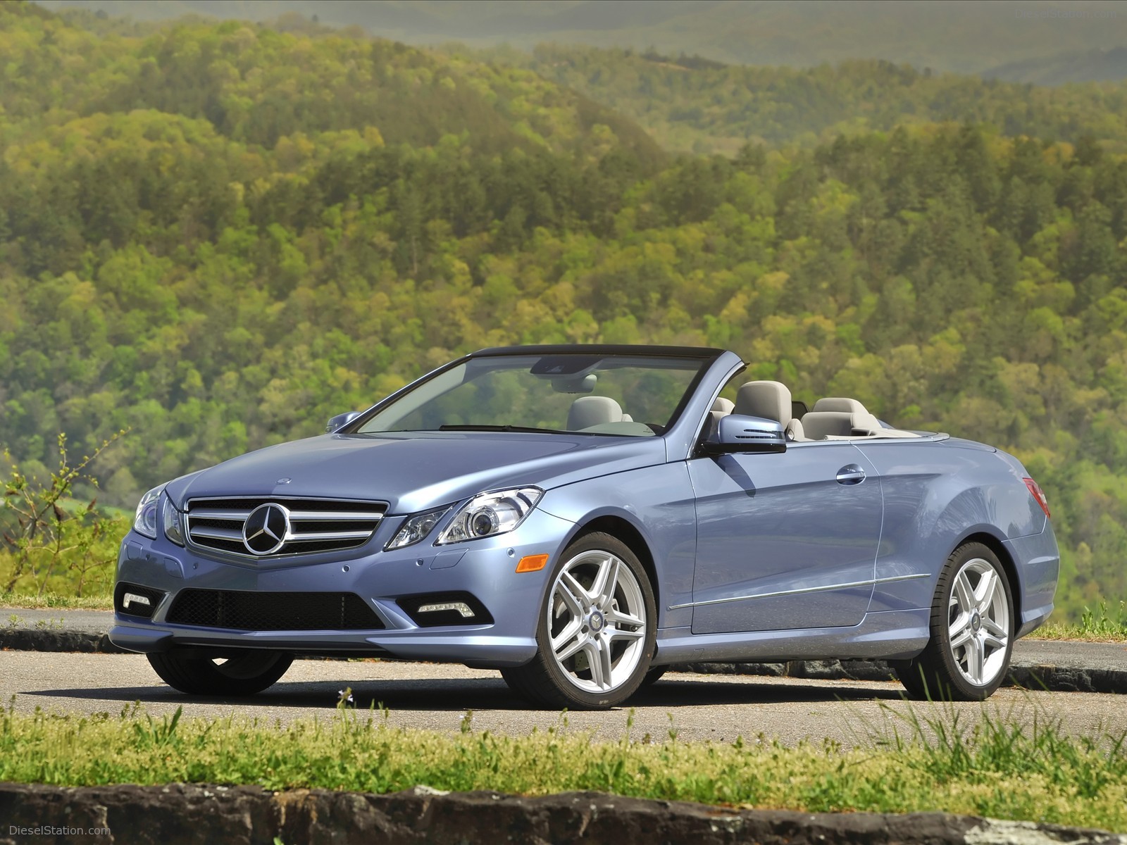 Mercedes Benz E550 Cabriolet 2011