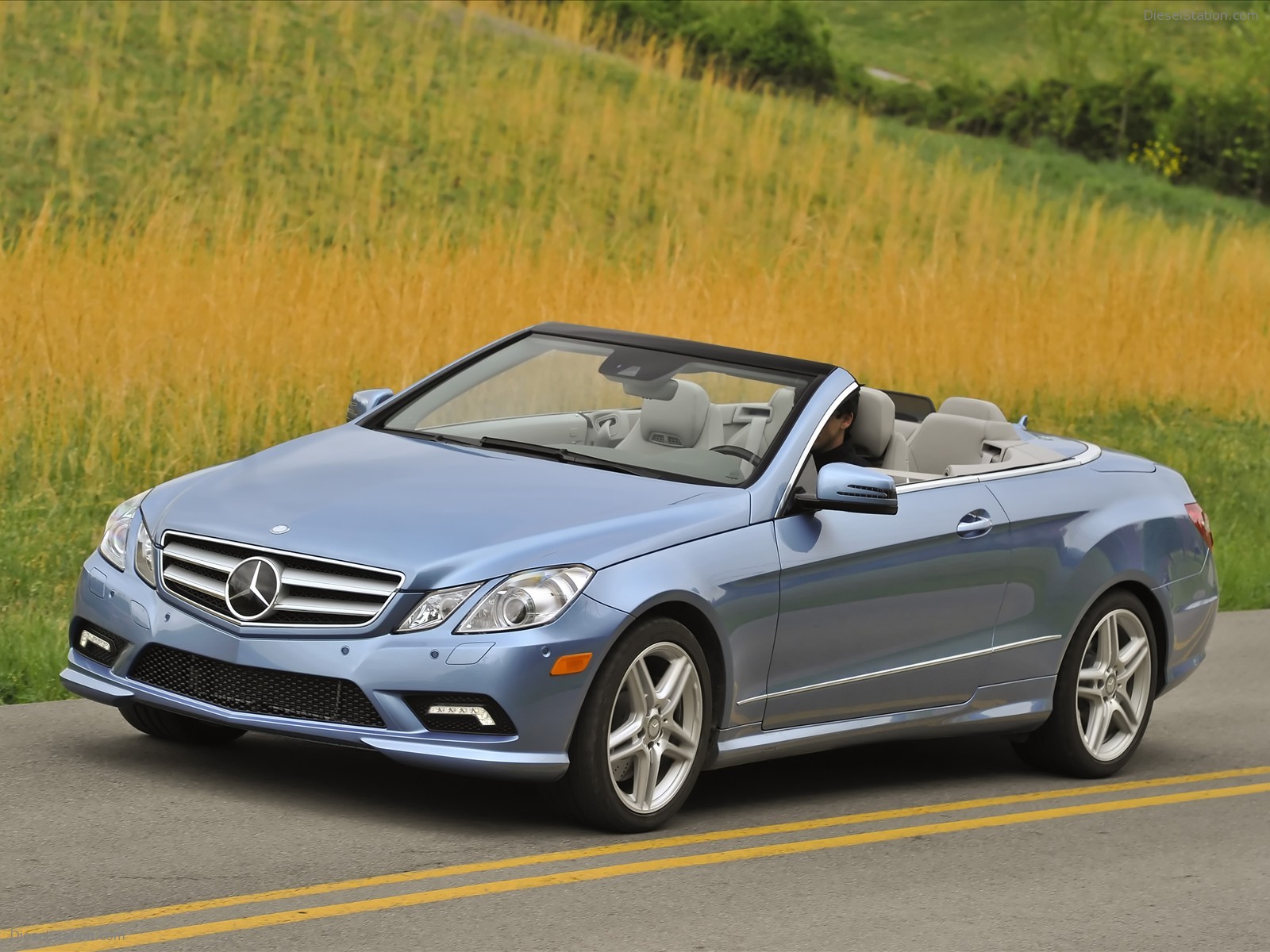 Mercedes Benz E550 Cabriolet 2011