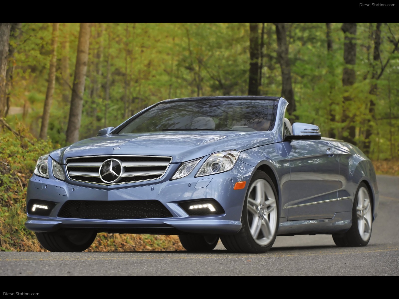 Mercedes Benz E550 Cabriolet 2011