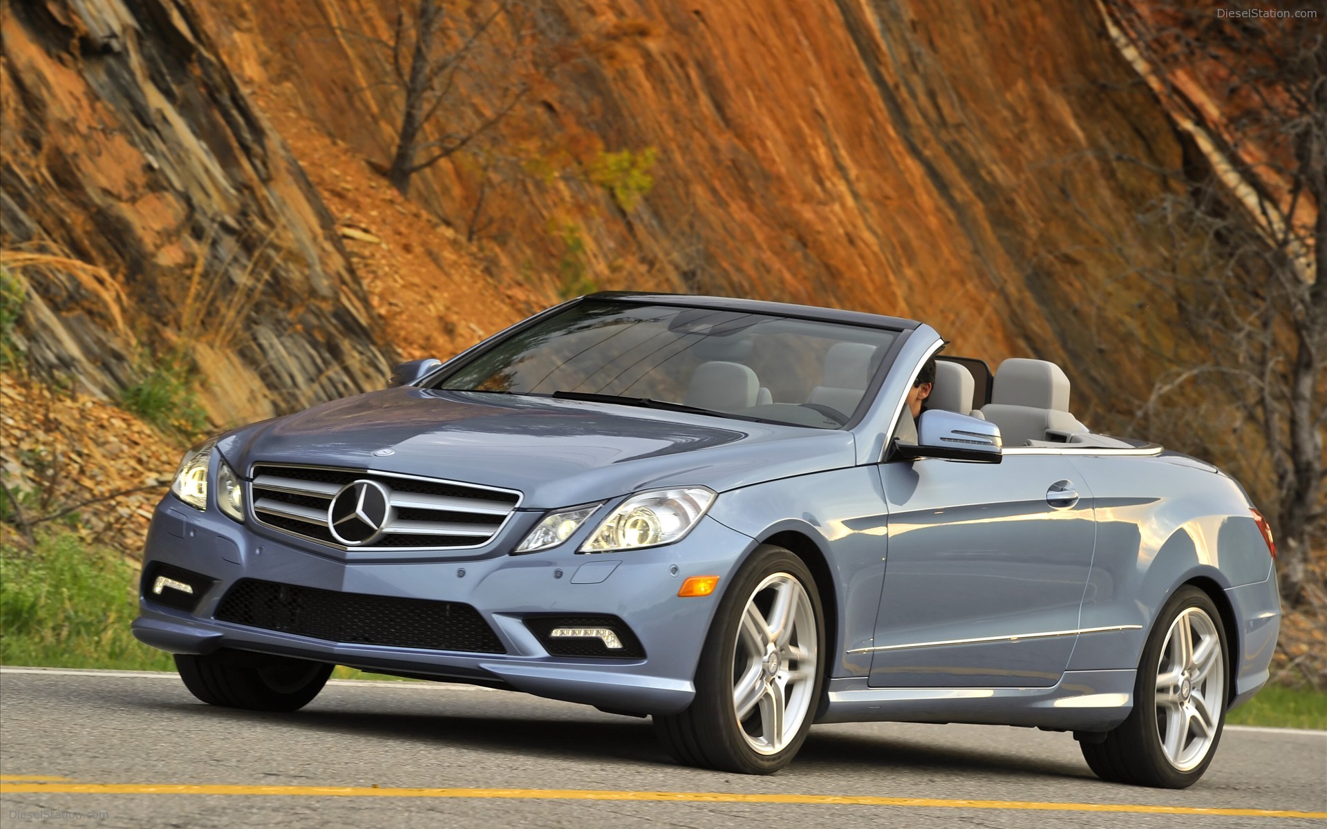 Mercedes Benz E550 Cabriolet 2011