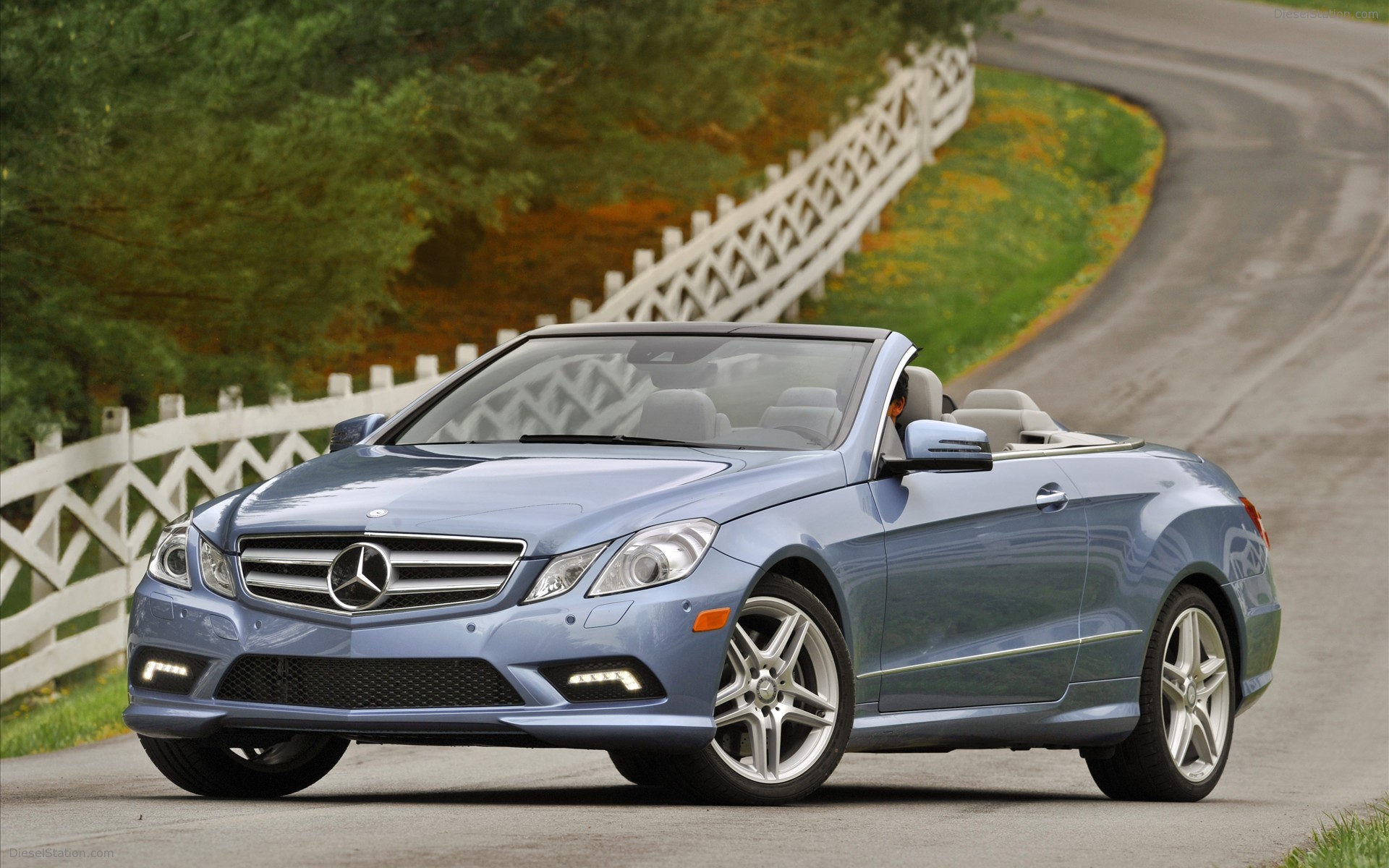 Mercedes Benz E550 Cabriolet 2011