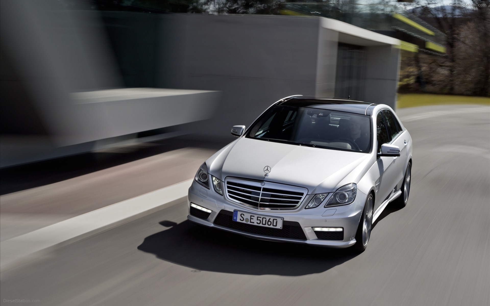 Mercedes-Benz E63 AMG 2012