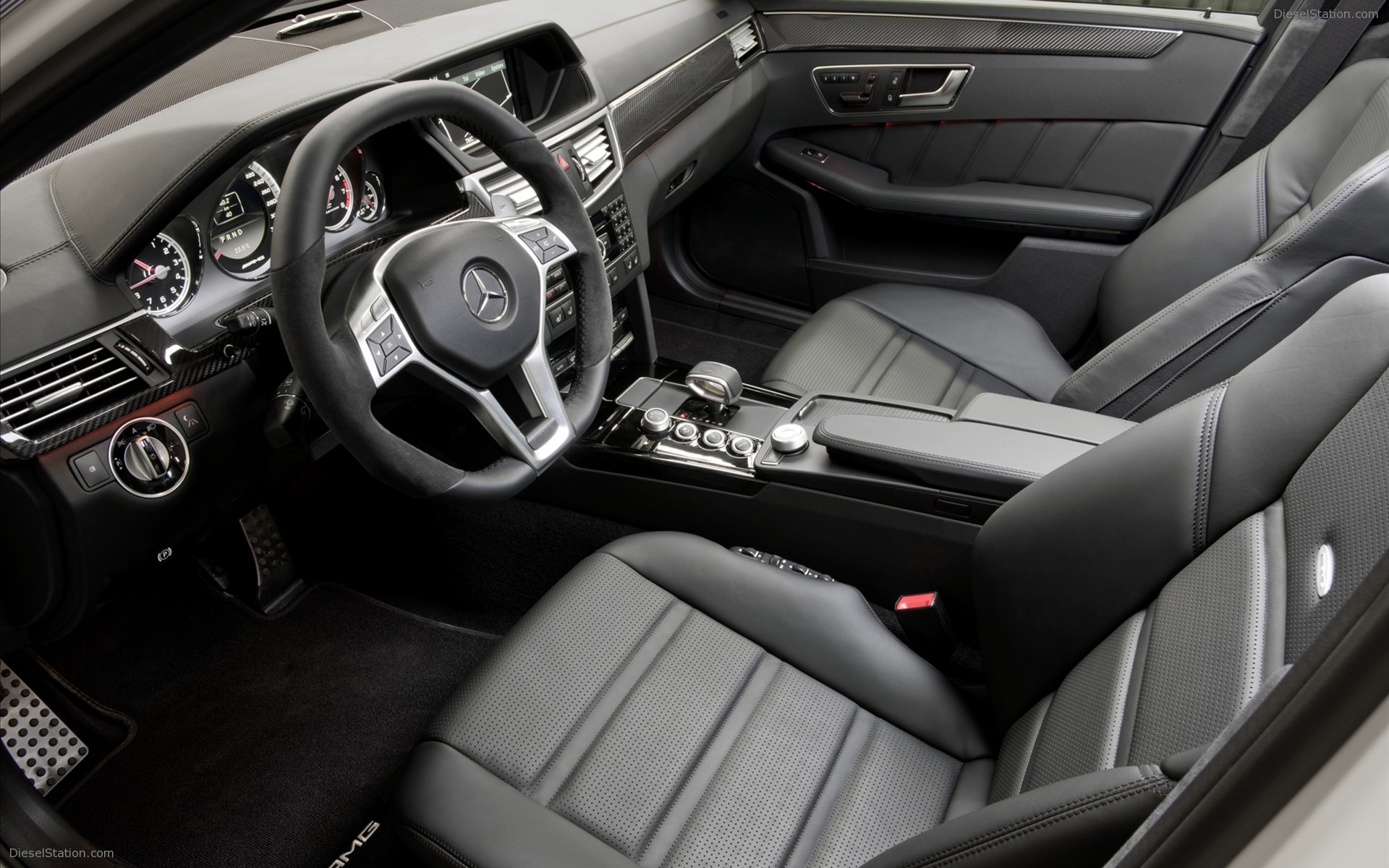 Mercedes-Benz E63 AMG 2012