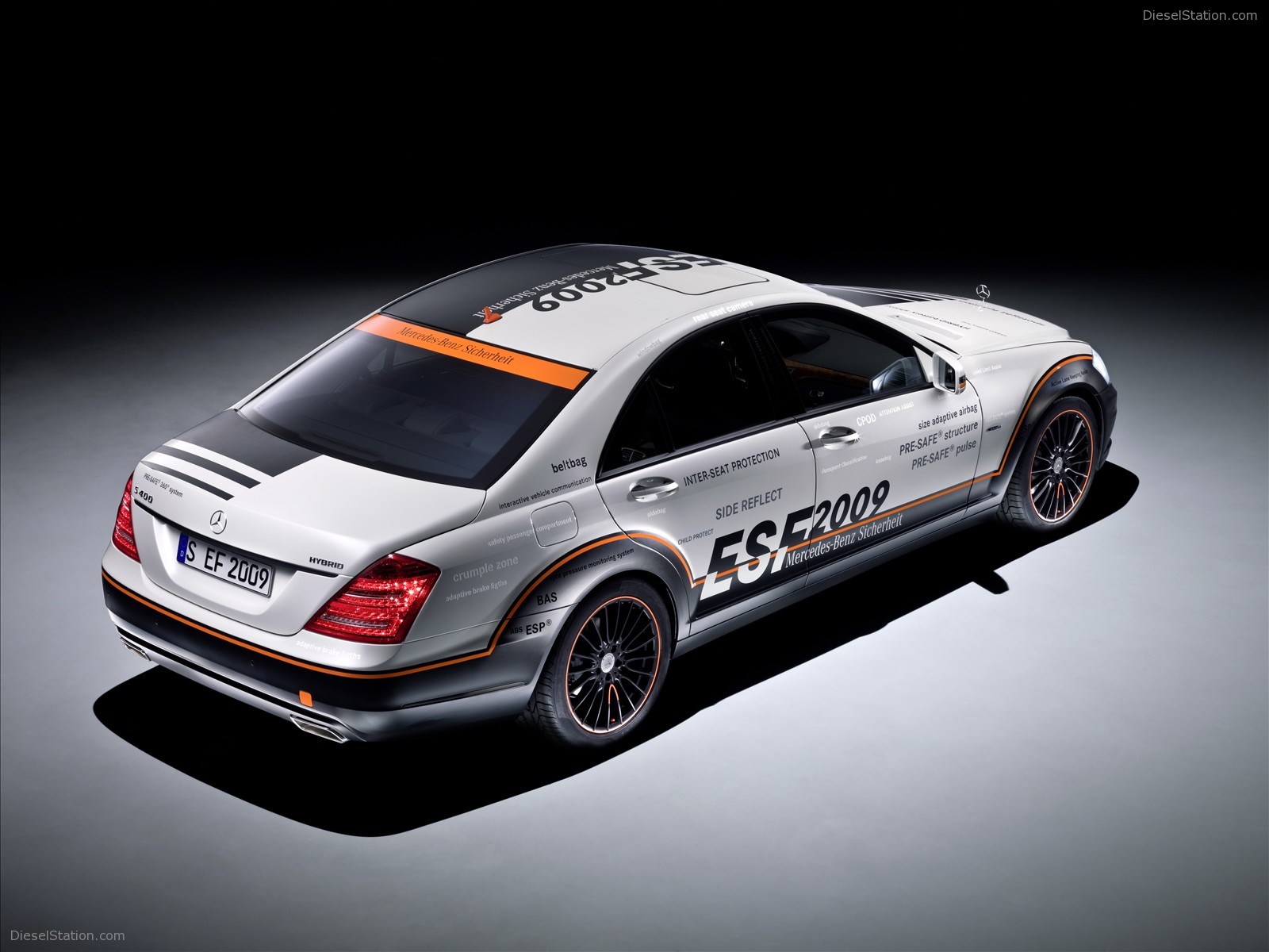 Mercedes-Benz ESF 2009