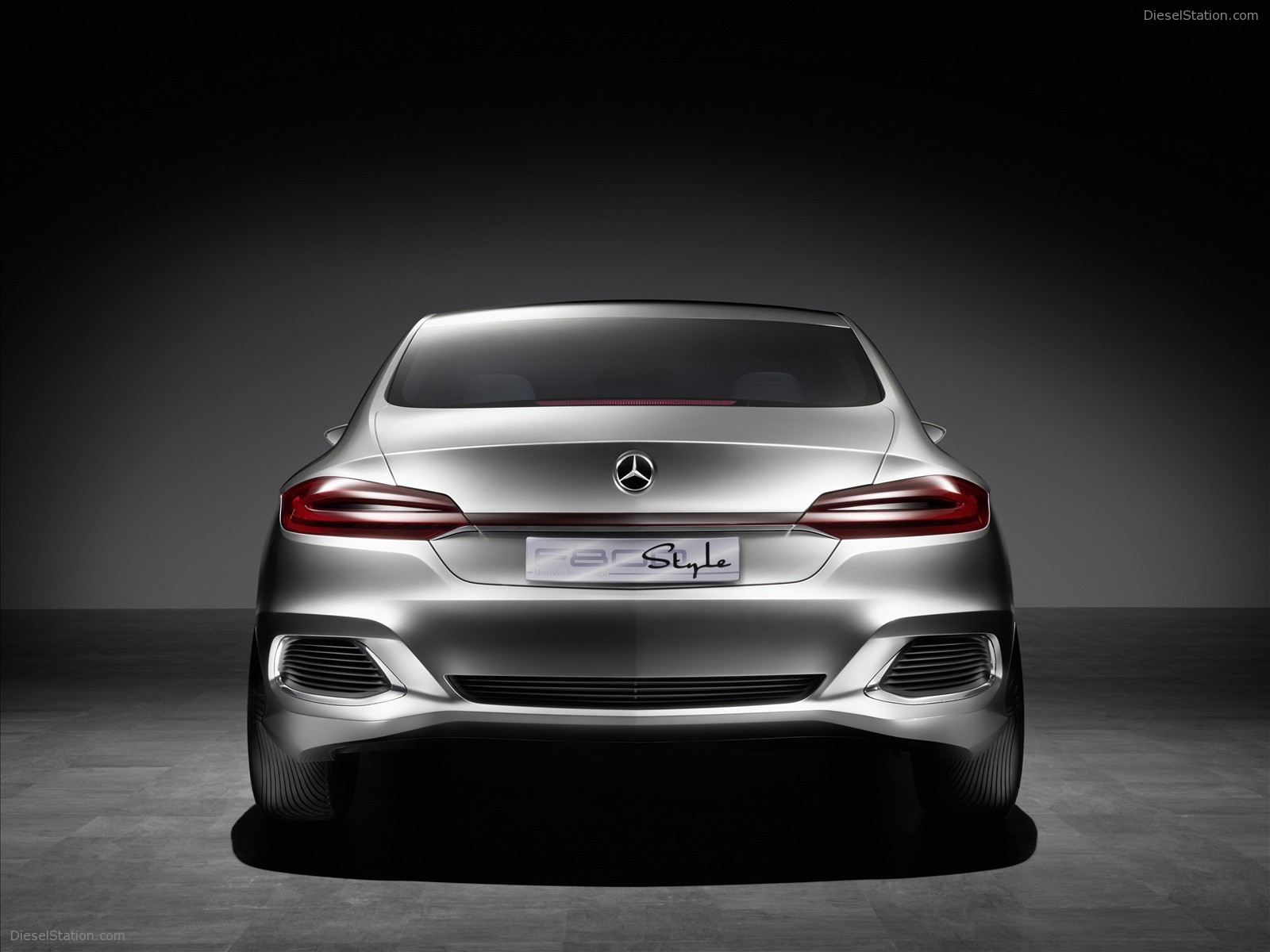 Mercedes-Benz F800 Style Concept 2010