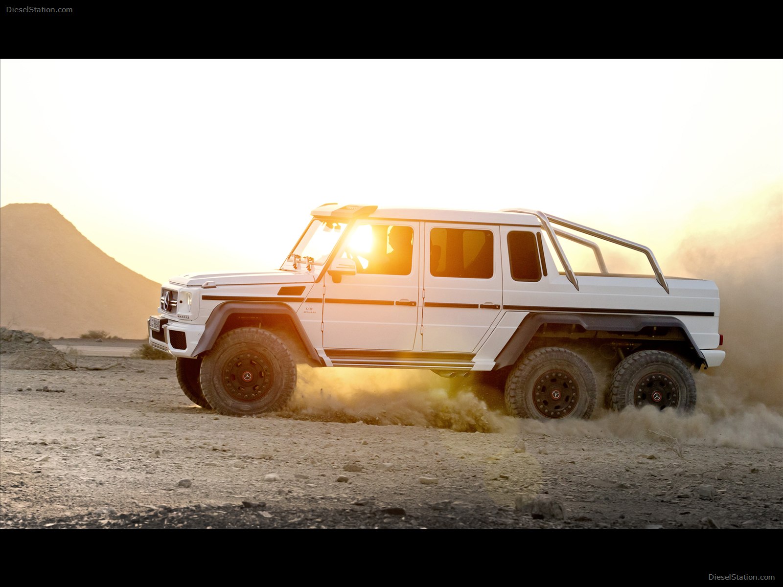 Mercedes-Benz G63 AMG 6X6 Concept 2013