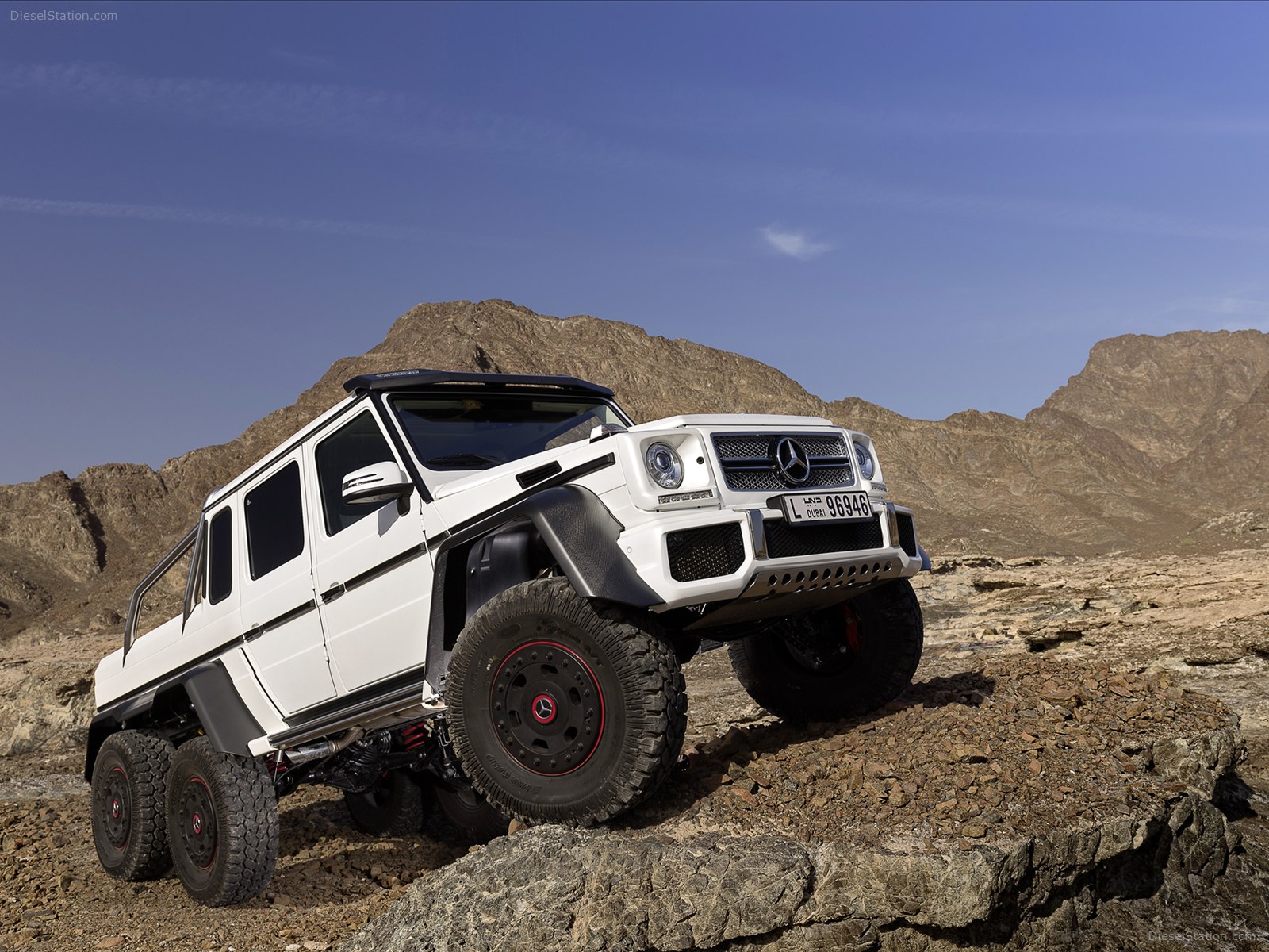 Mercedes-Benz G63 AMG 6X6 Concept 2013
