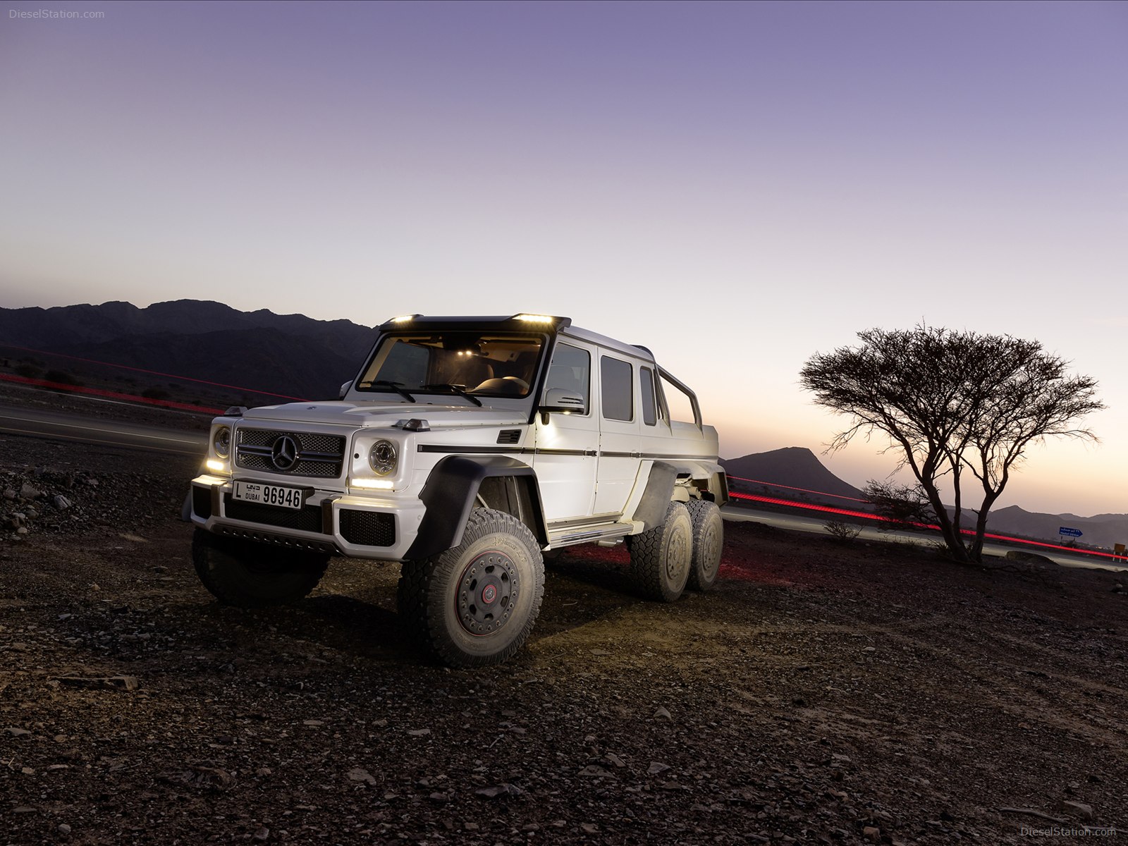 Mercedes-Benz G63 AMG 6X6 Concept 2013