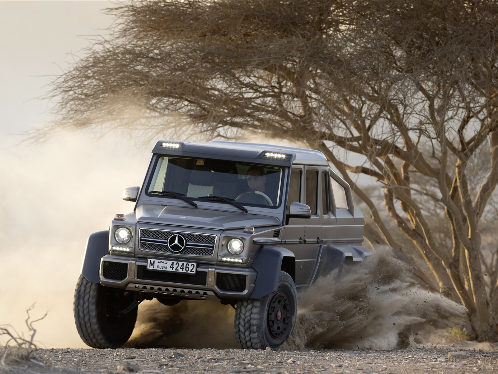 Mercedes-Benz G63 AMG 6X6 Concept 2013