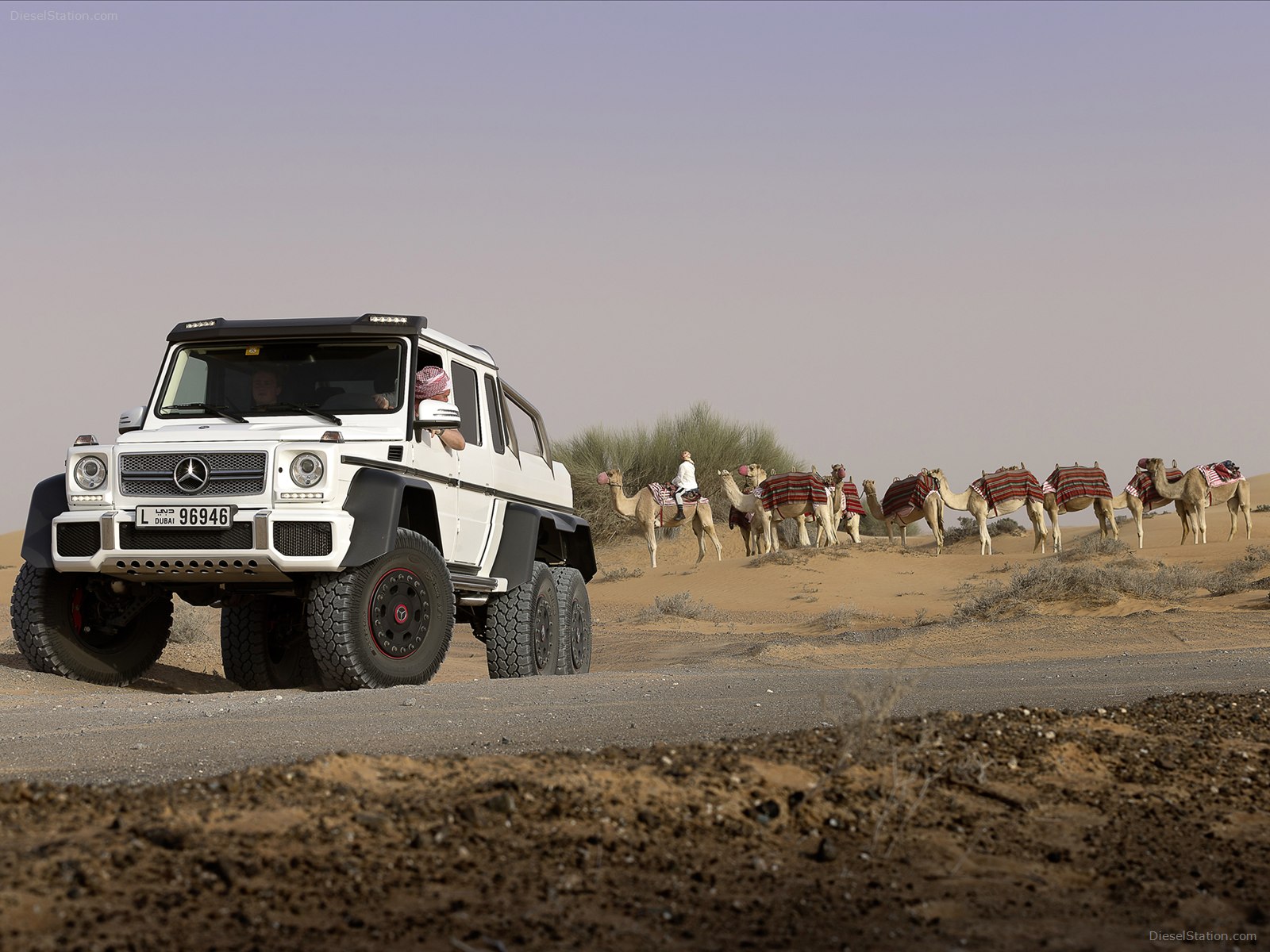 Mercedes-Benz G63 AMG 6X6 Concept 2013