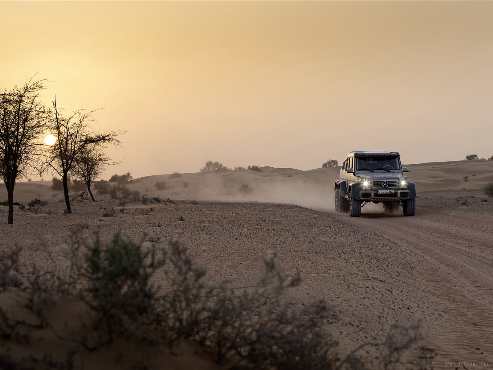 Mercedes-Benz G63 AMG 6X6 Concept 2013