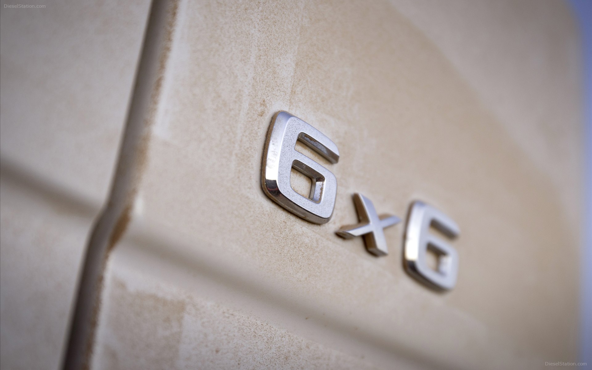 Mercedes-Benz G63 AMG 6X6 Concept 2013