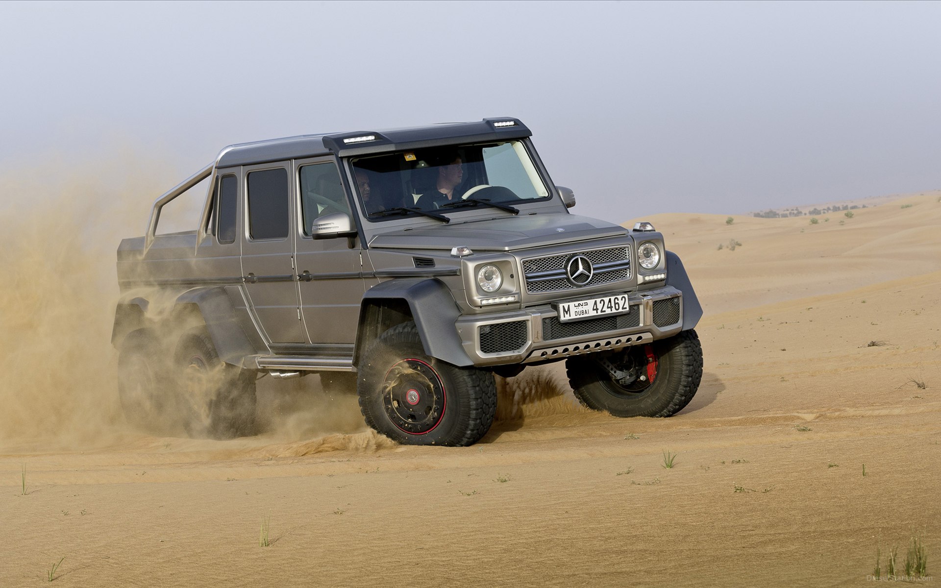Mercedes-Benz G63 AMG 6X6 Concept 2013 Mercedes-Benz G63 AMG 6X6 Concept 2013