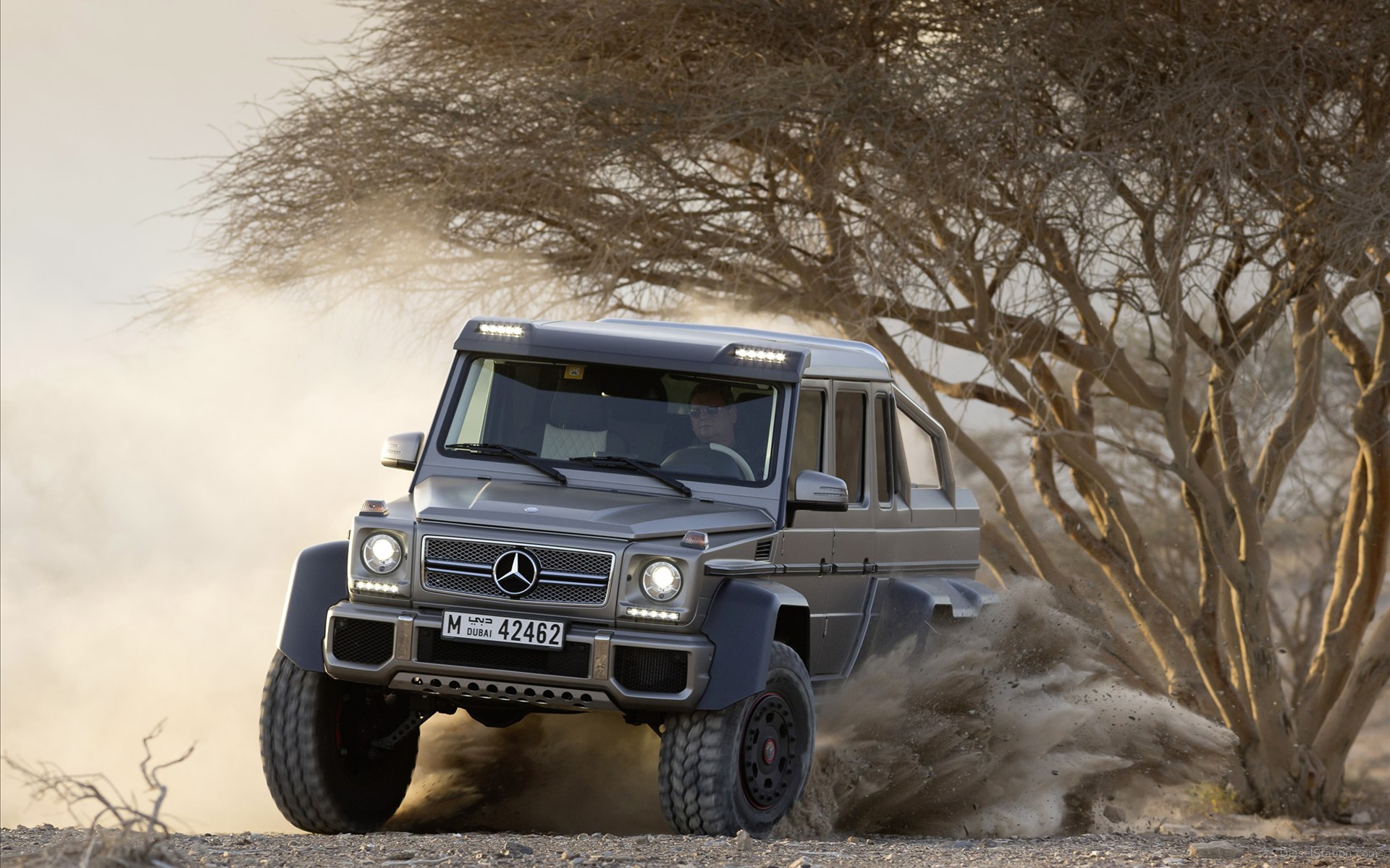 Mercedes-Benz G63 AMG 6X6 Concept 2013