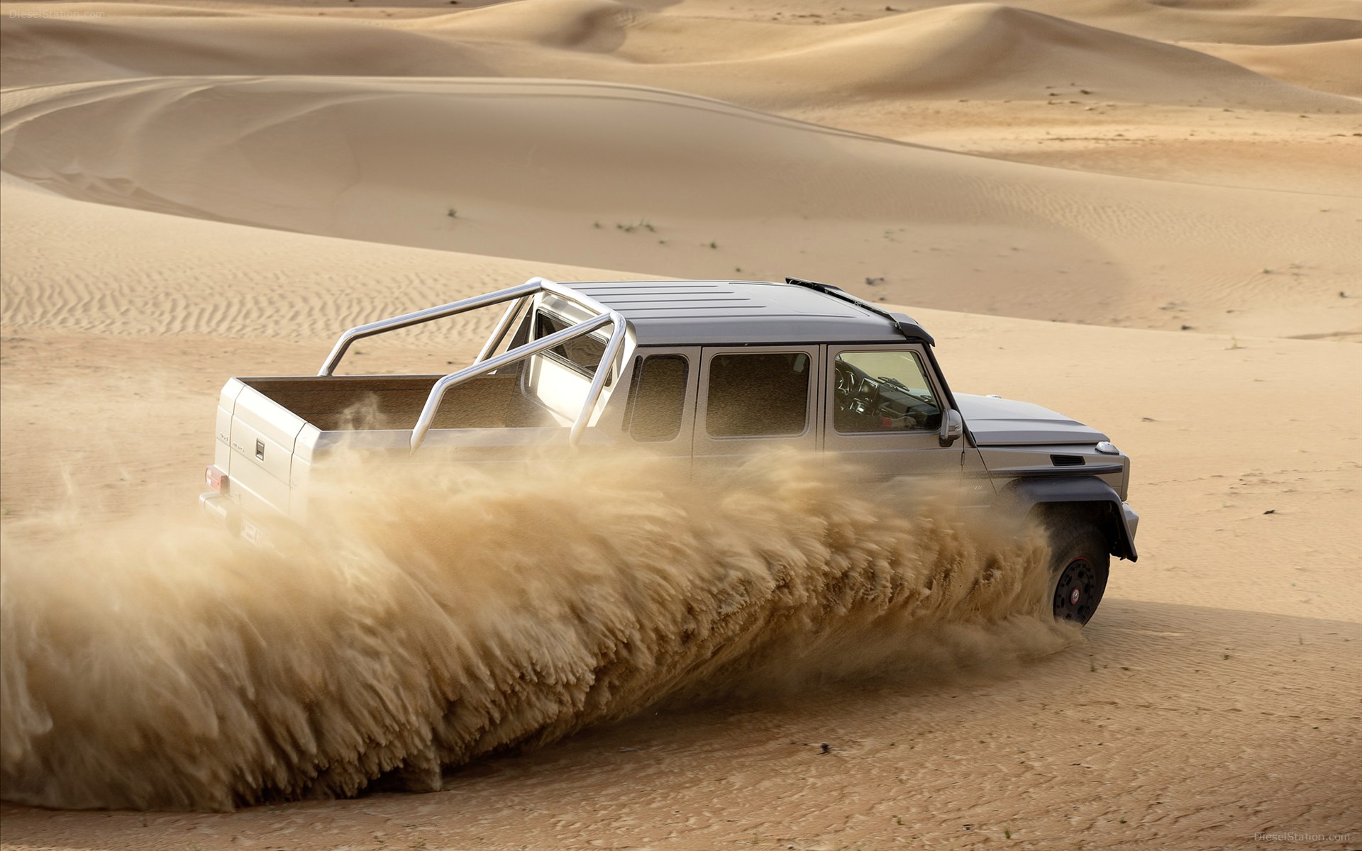 Mercedes-Benz G63 AMG 6X6 Concept 2013