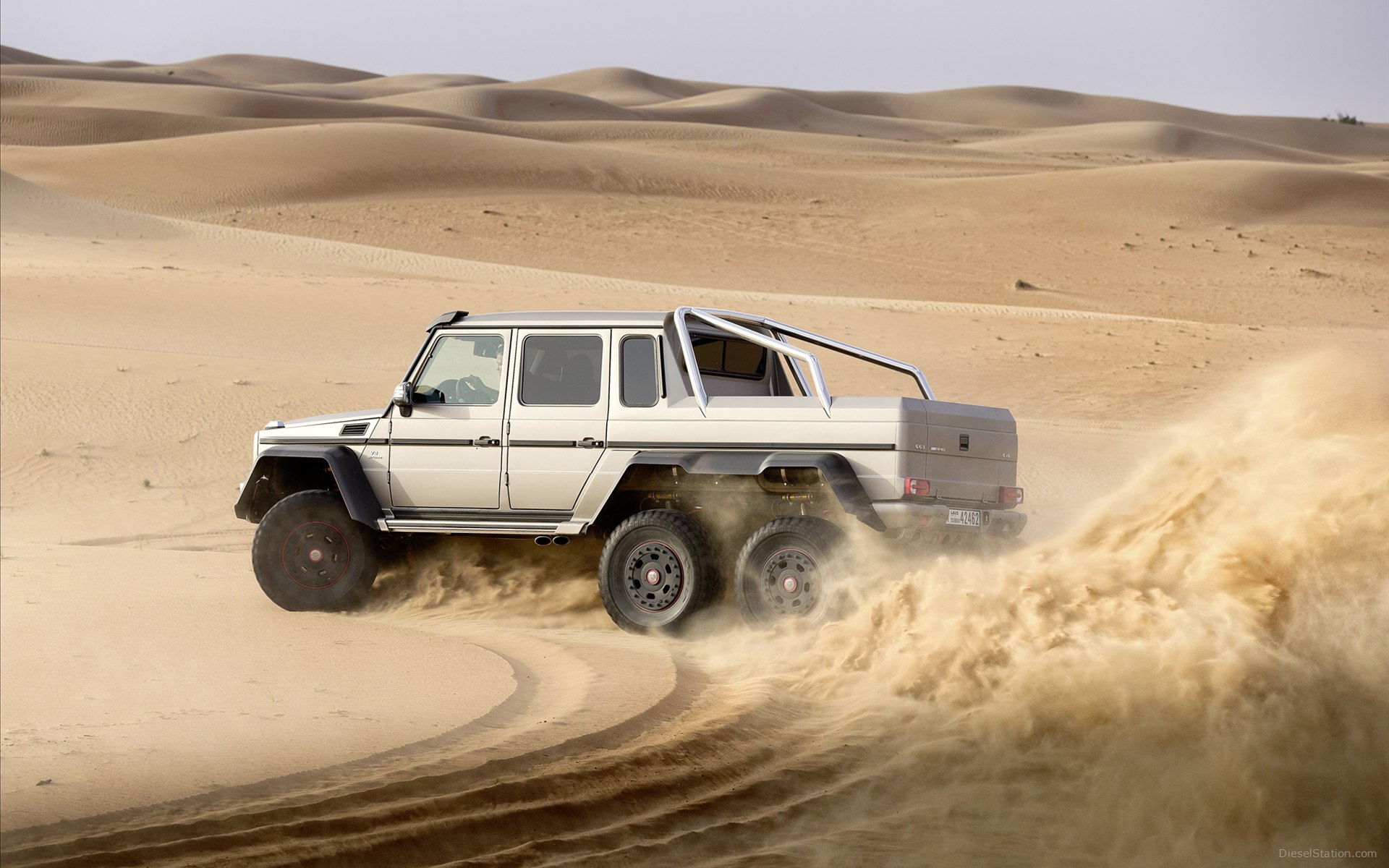 Mercedes-Benz G63 AMG 6X6 Concept 2013