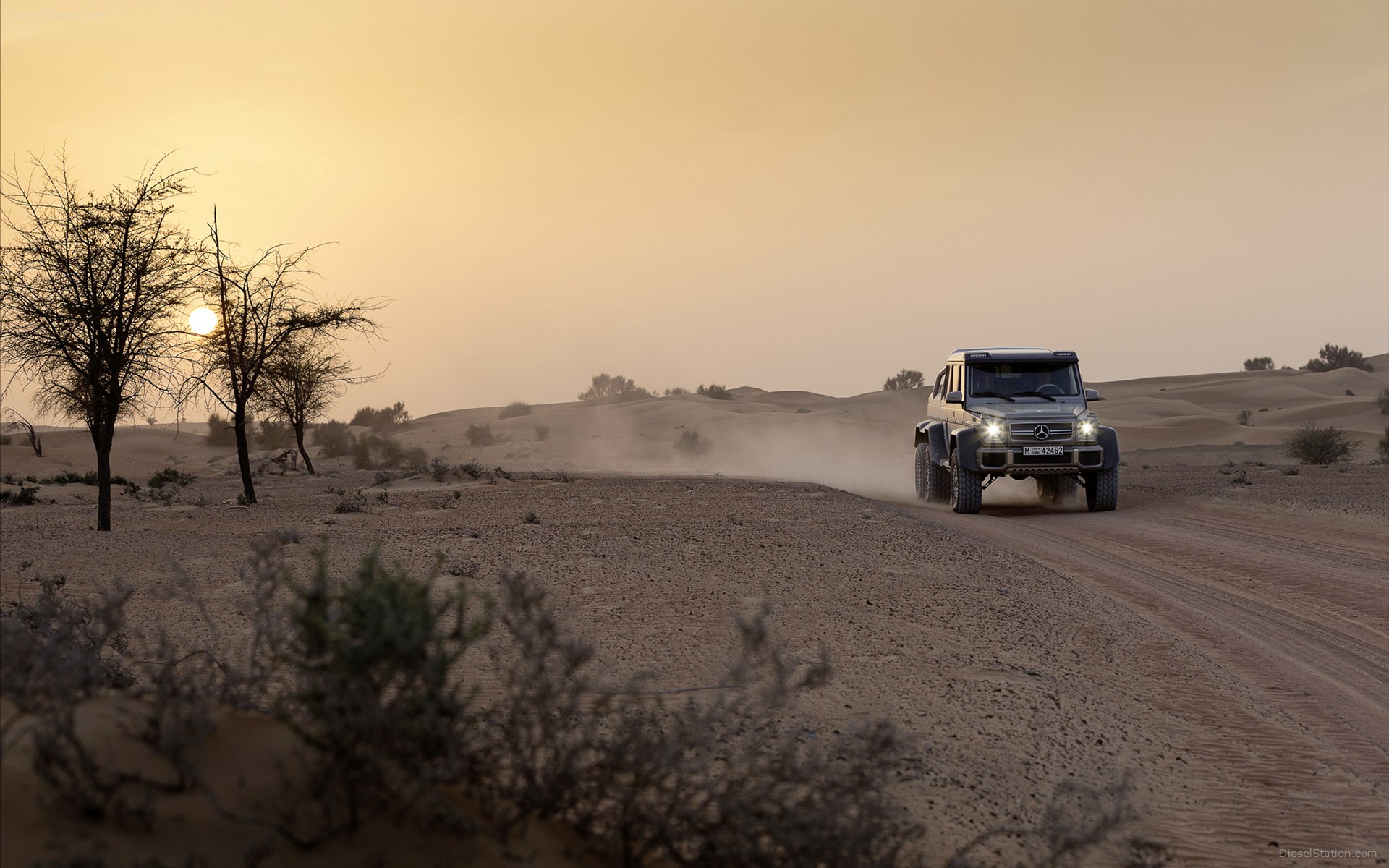 Mercedes-Benz G63 AMG 6X6 Concept 2013