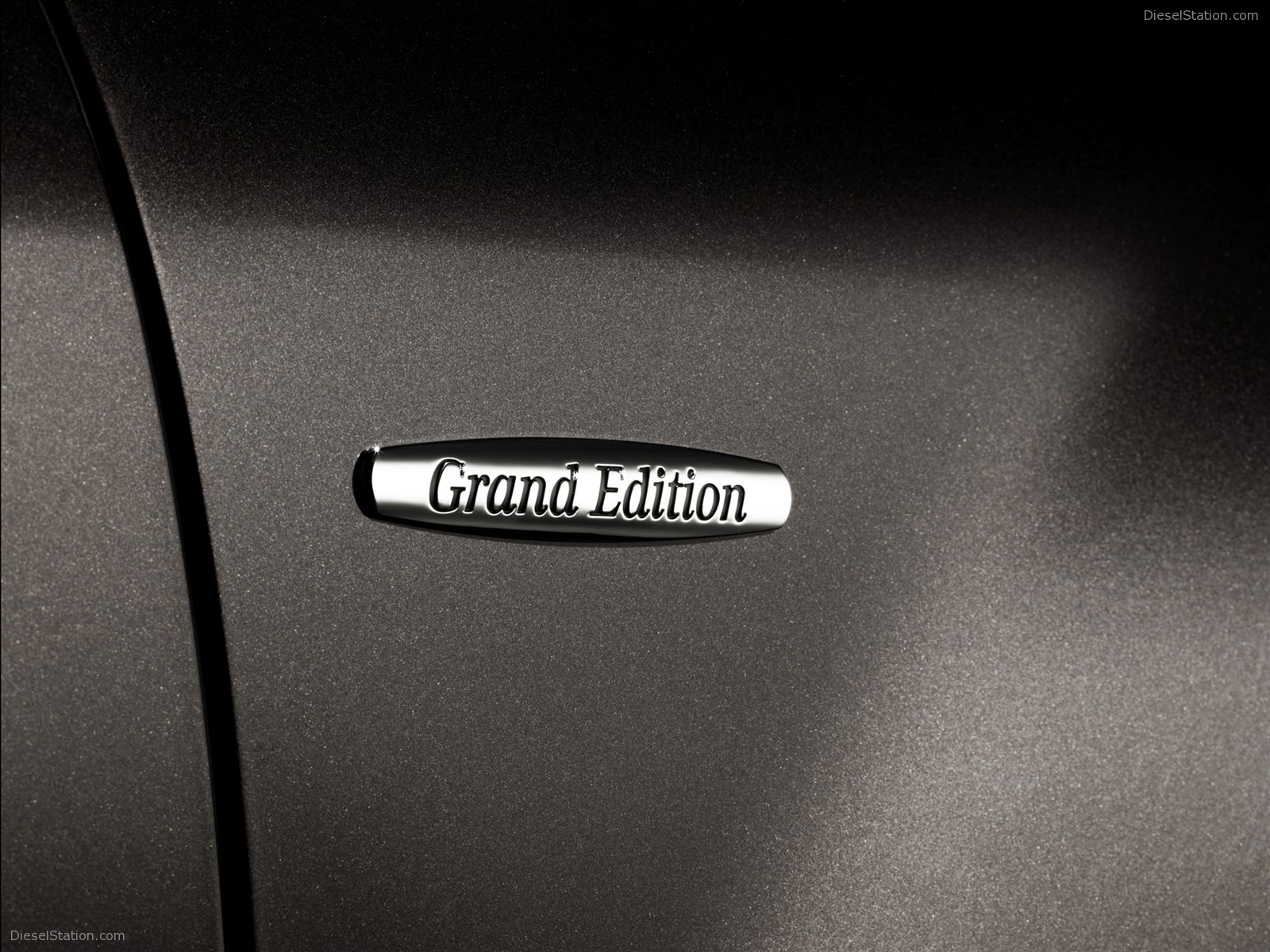 Mercedes Benz GL-Class Grand Edition 2011 Mercedes Benz GL-Class Grand Edition 2011