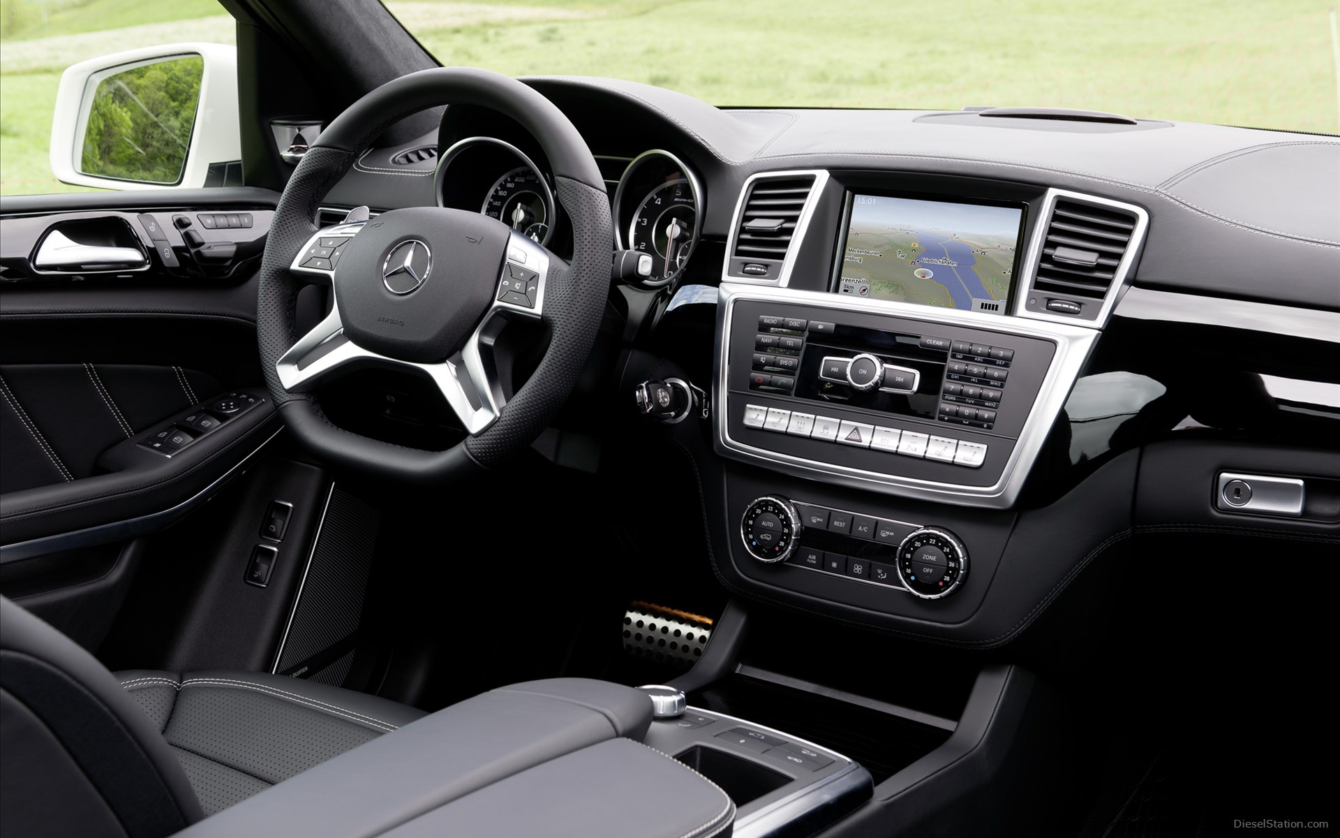 Mercedes Benz GL63 AMG 2013