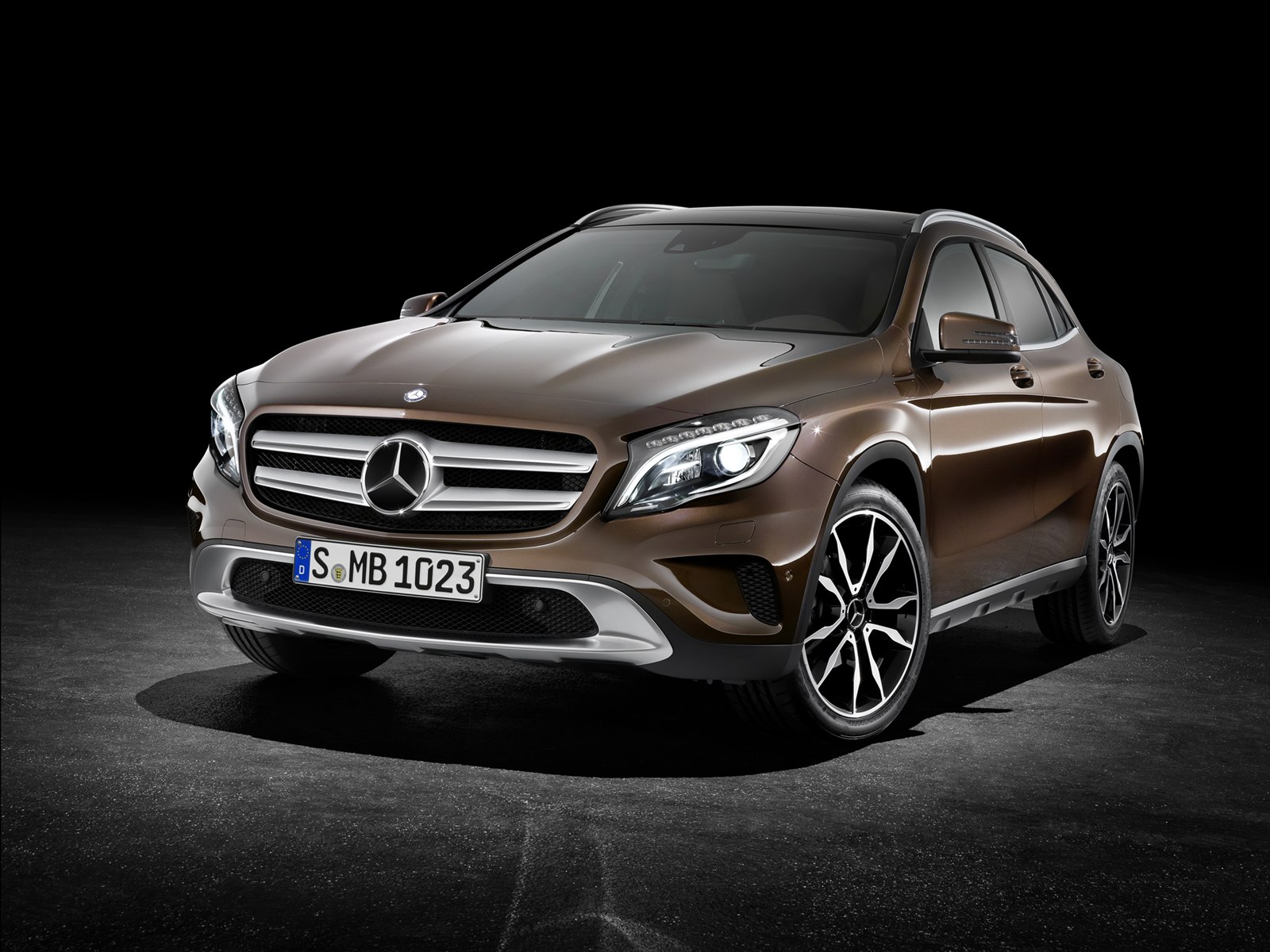 Mercedes-Benz GLA-Class 2015