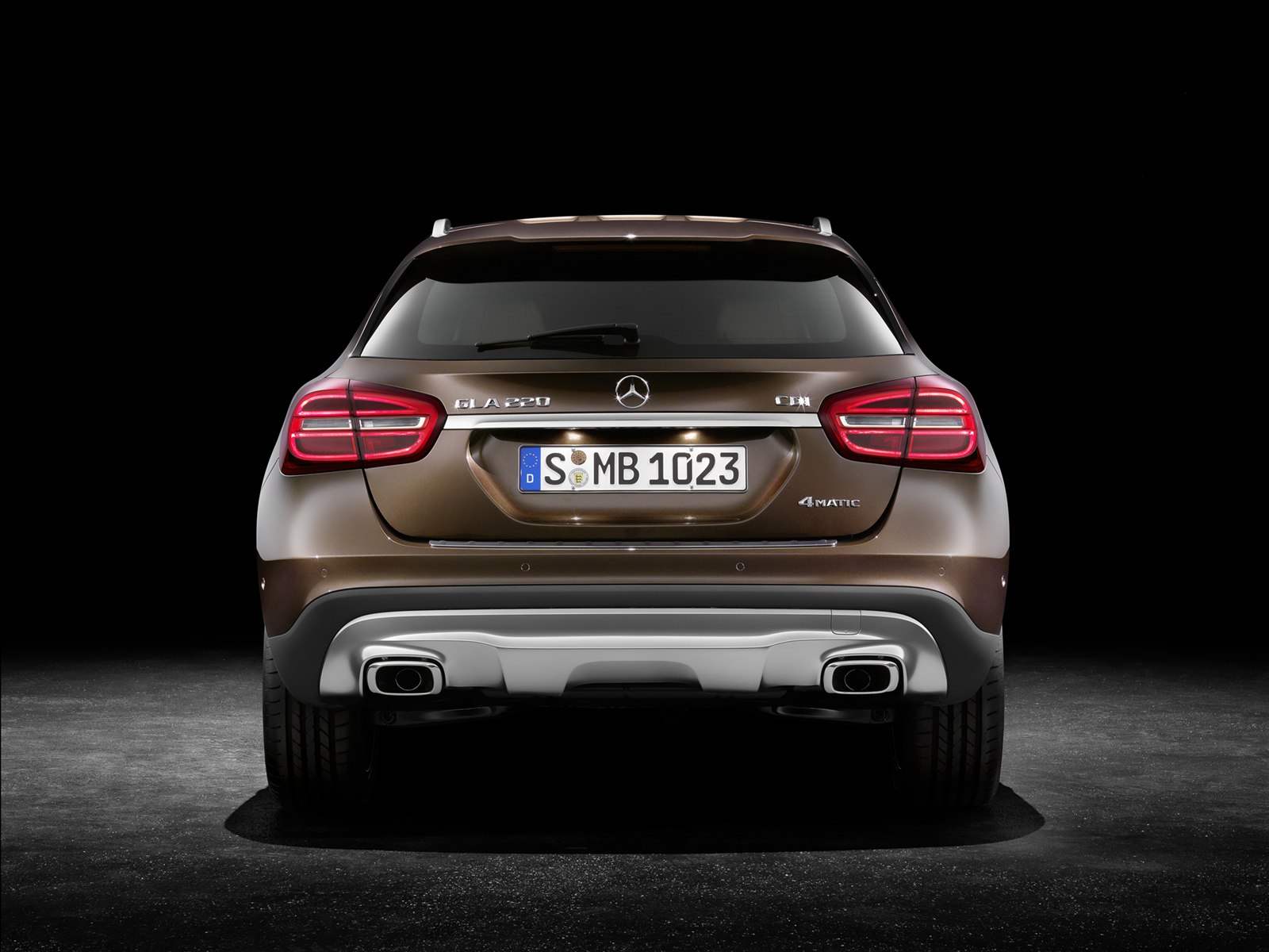 Mercedes-Benz GLA-Class 2015