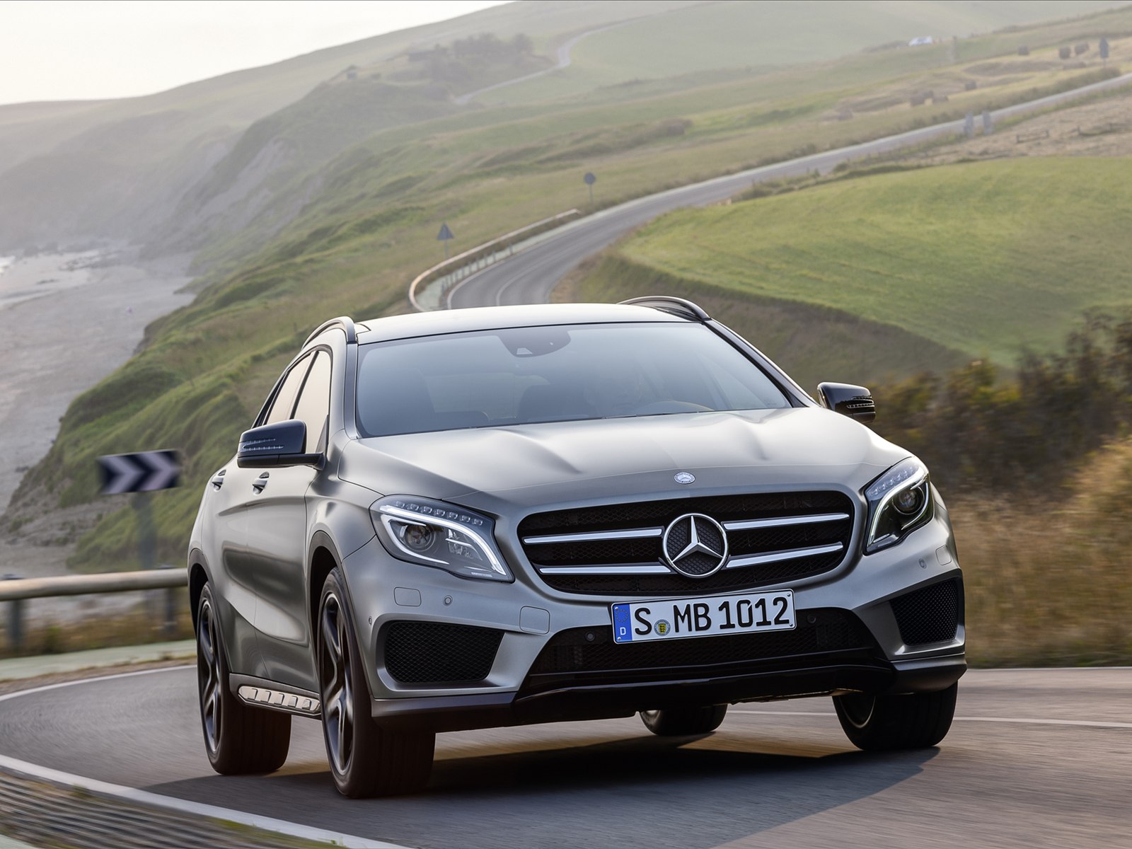 Mercedes-Benz GLA-Class 2015