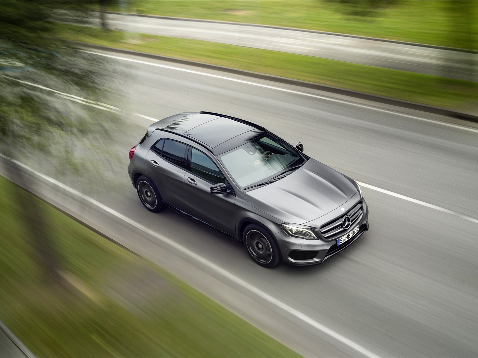 Mercedes-Benz GLA-Class 2015