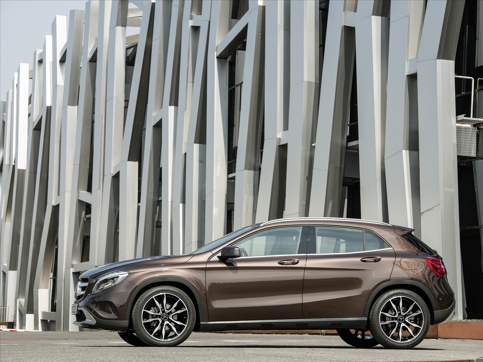 Mercedes-Benz GLA-Class 2015