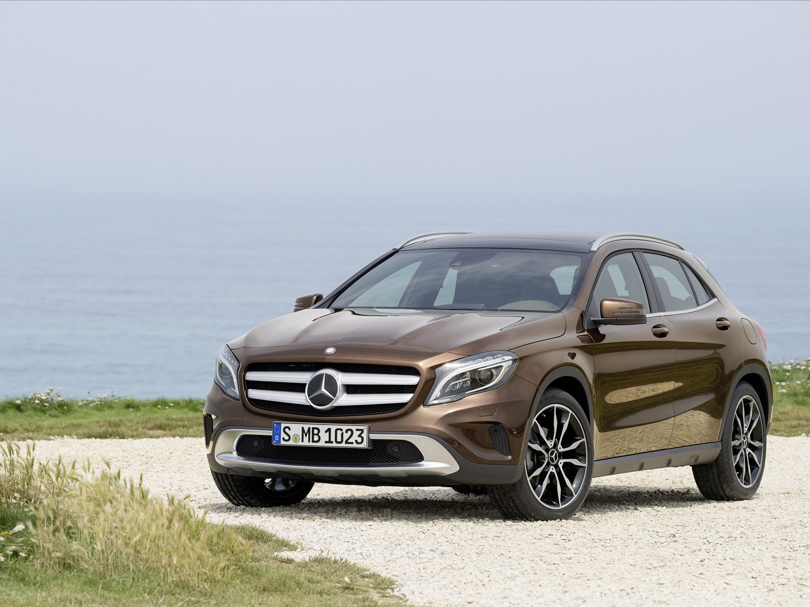 Mercedes-Benz GLA-Class 2015