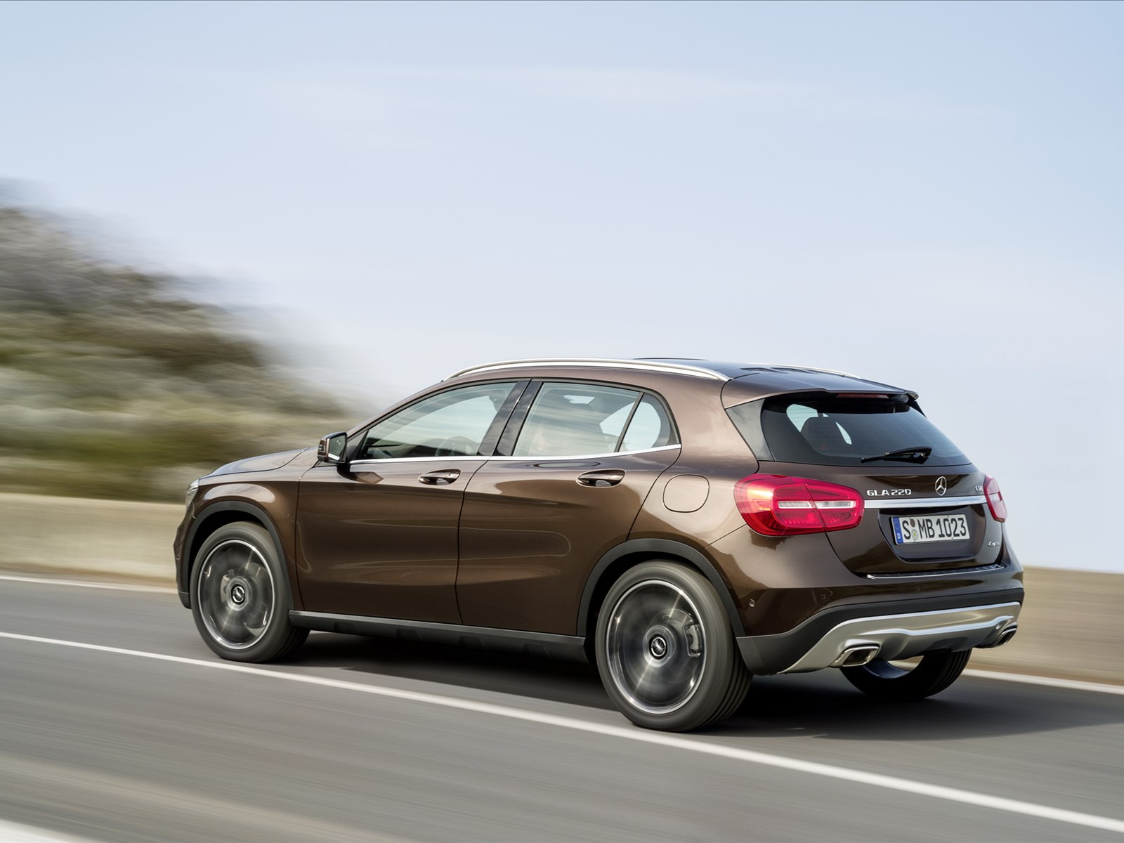 Mercedes-Benz GLA-Class 2015