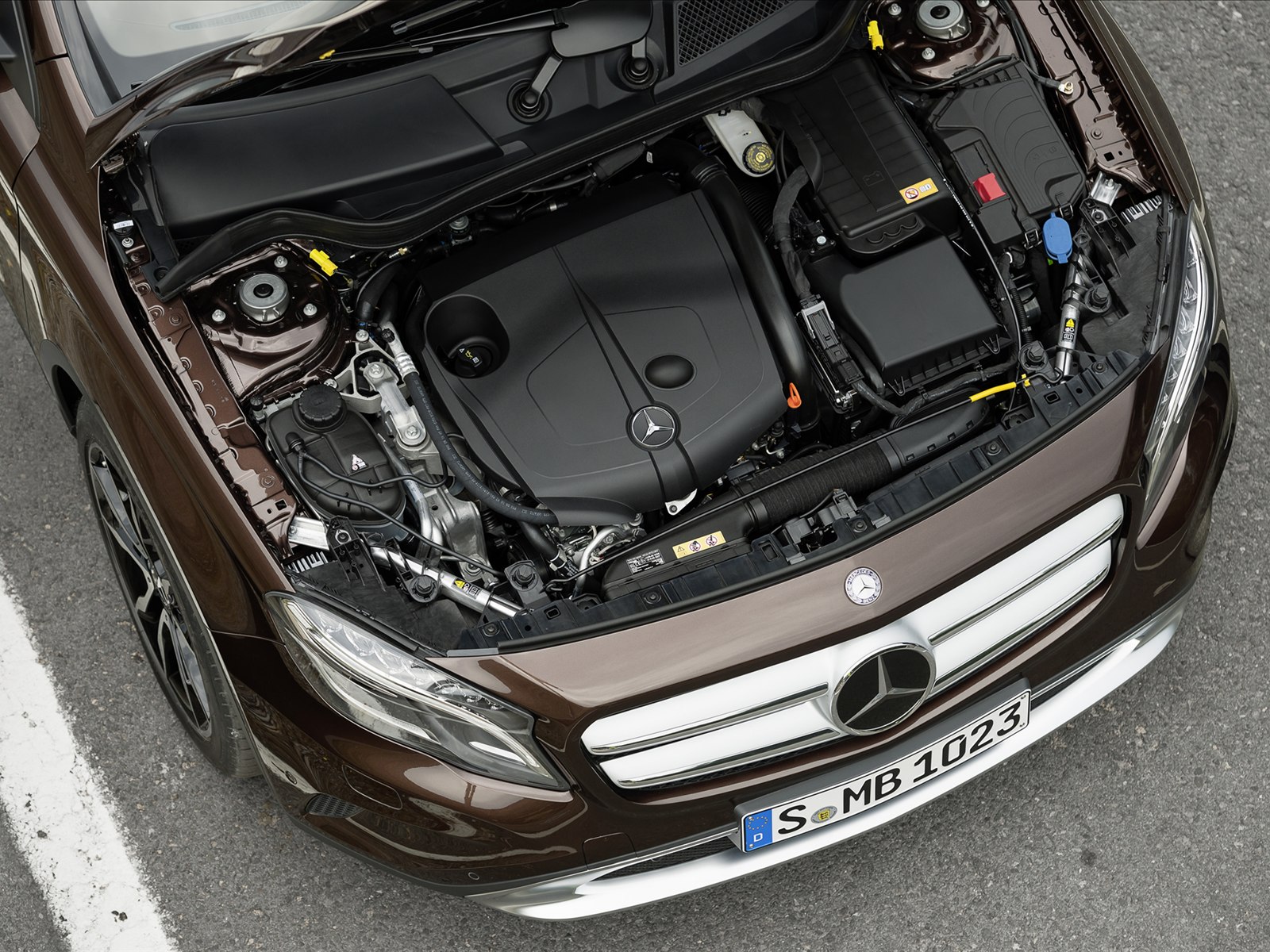 Mercedes-Benz GLA-Class 2015