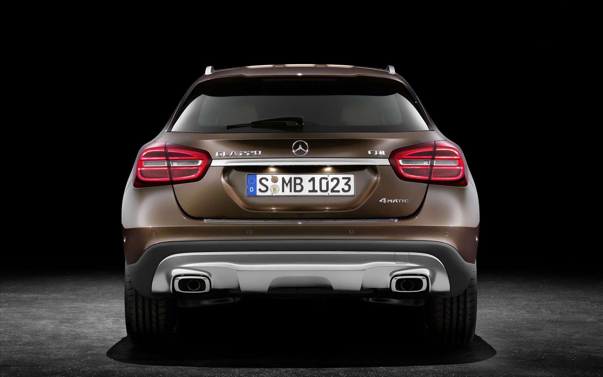 Mercedes-Benz GLA-Class 2015