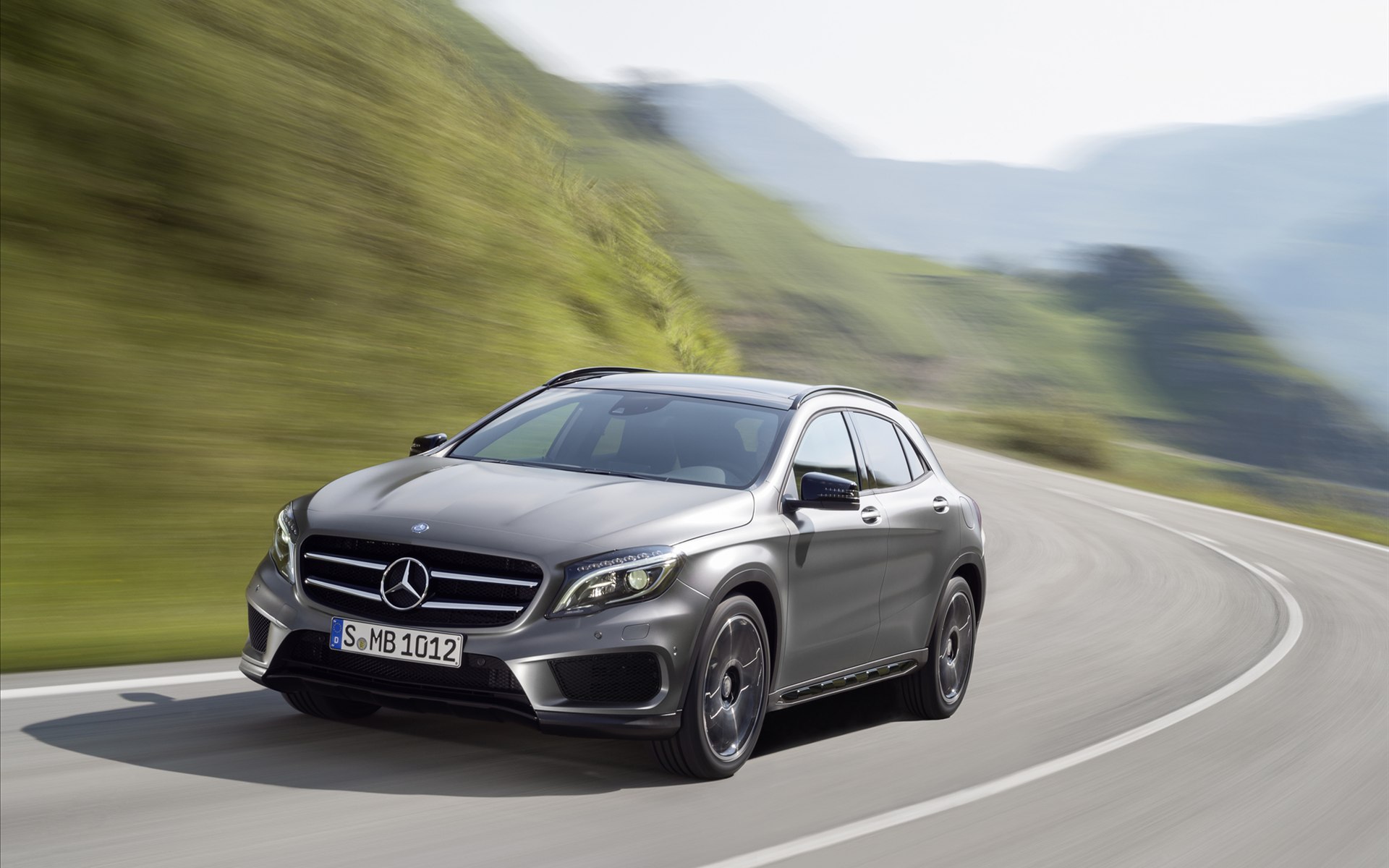 Mercedes-Benz GLA-Class 2015
