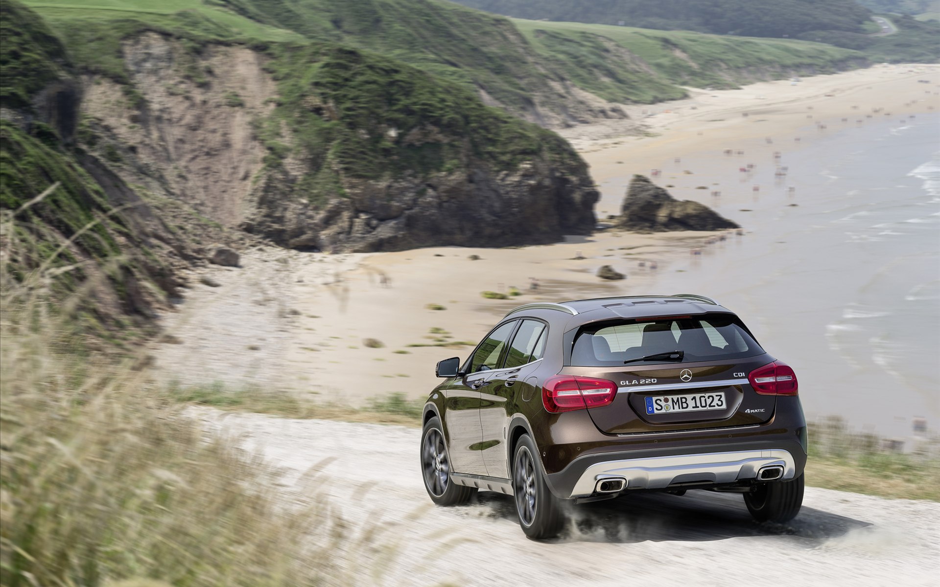 Mercedes-Benz GLA-Class 2015