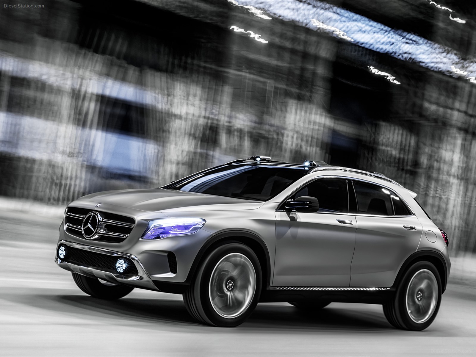 Mercedes-Benz GLA Concept 2013