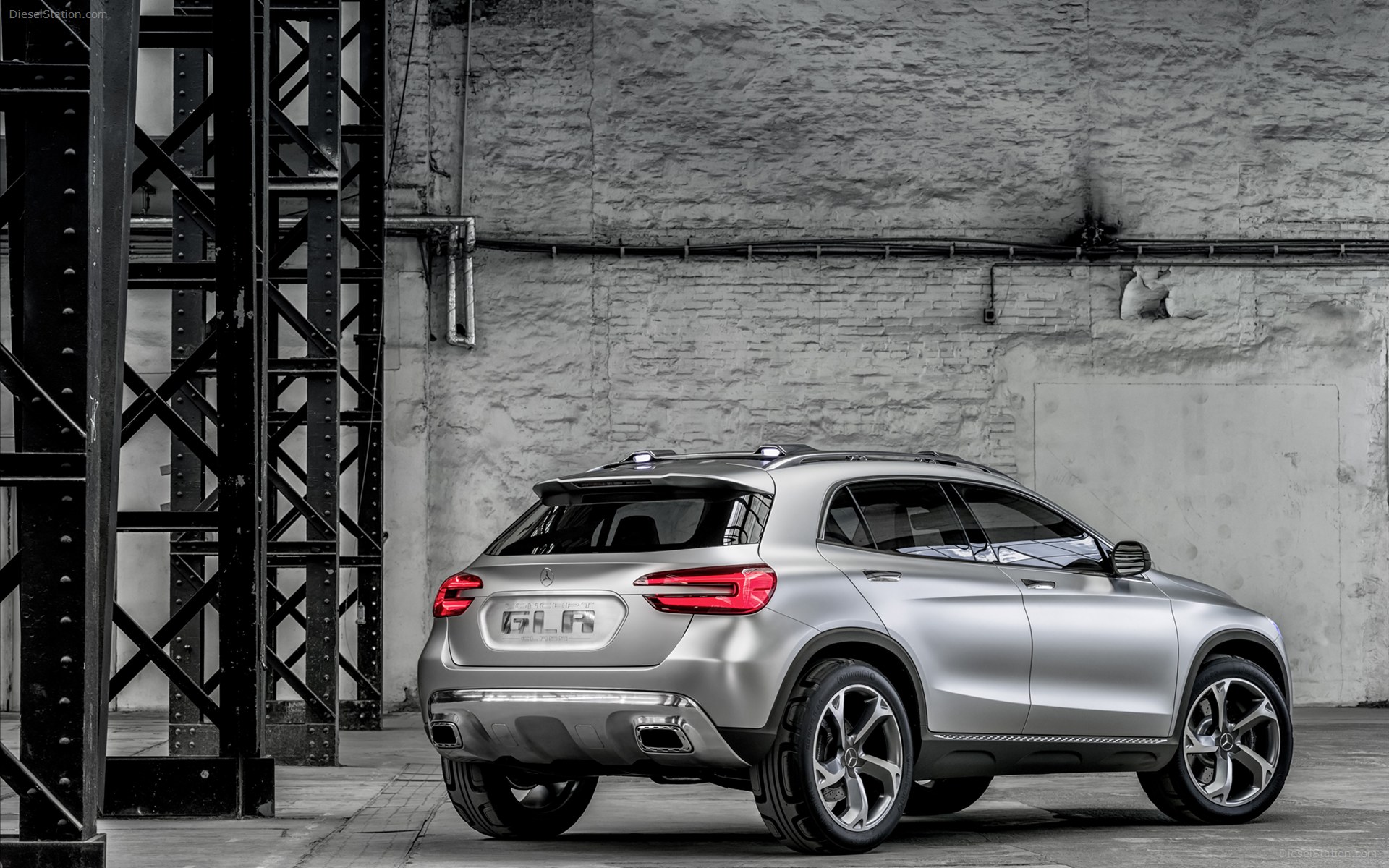 Mercedes-Benz GLA Concept 2013