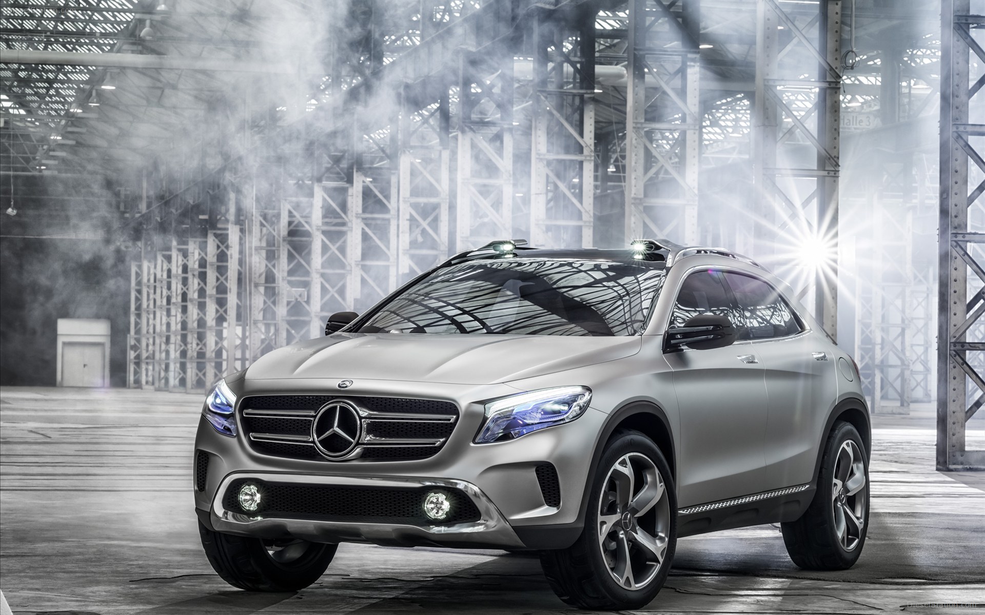 Mercedes-Benz GLA Concept 2013