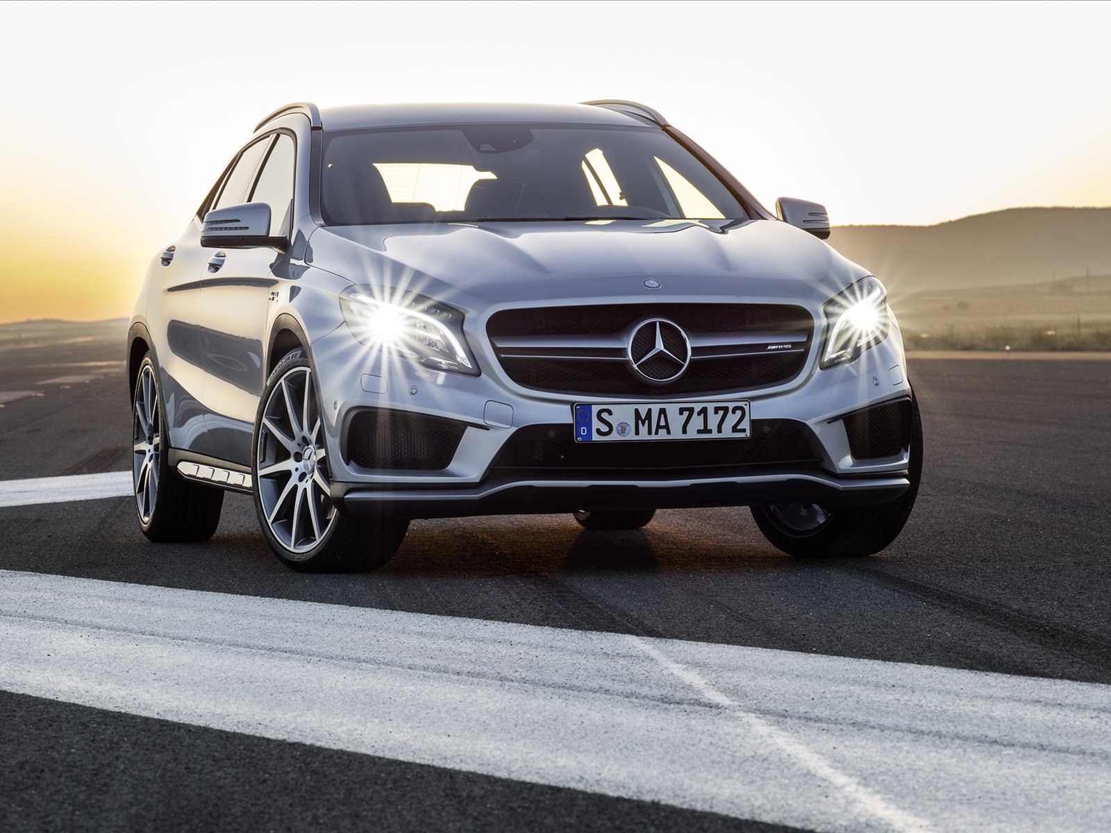 Mercedes-Benz GLA 45 AMG 2014