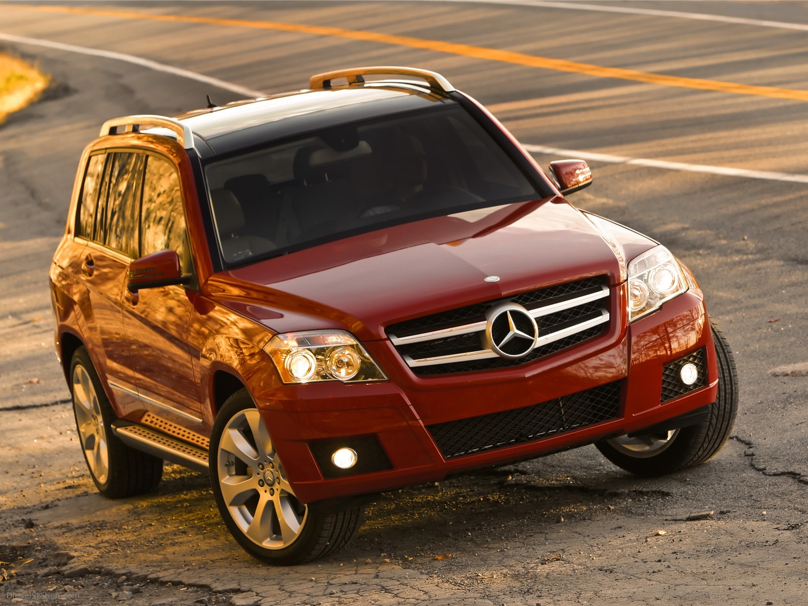 MERCEDES-BENZ GLK350 4MATIC 2010