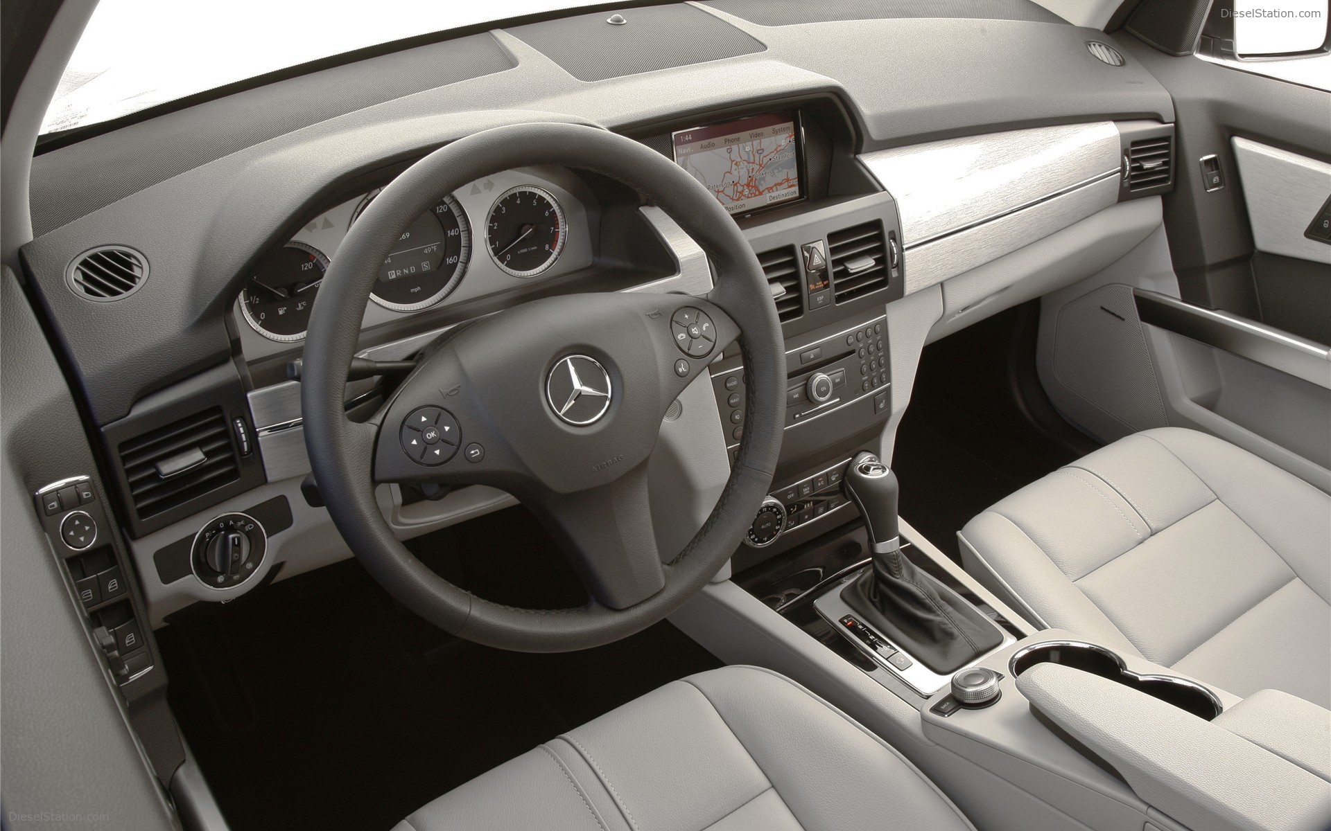MERCEDES-BENZ GLK350 4MATIC 2010