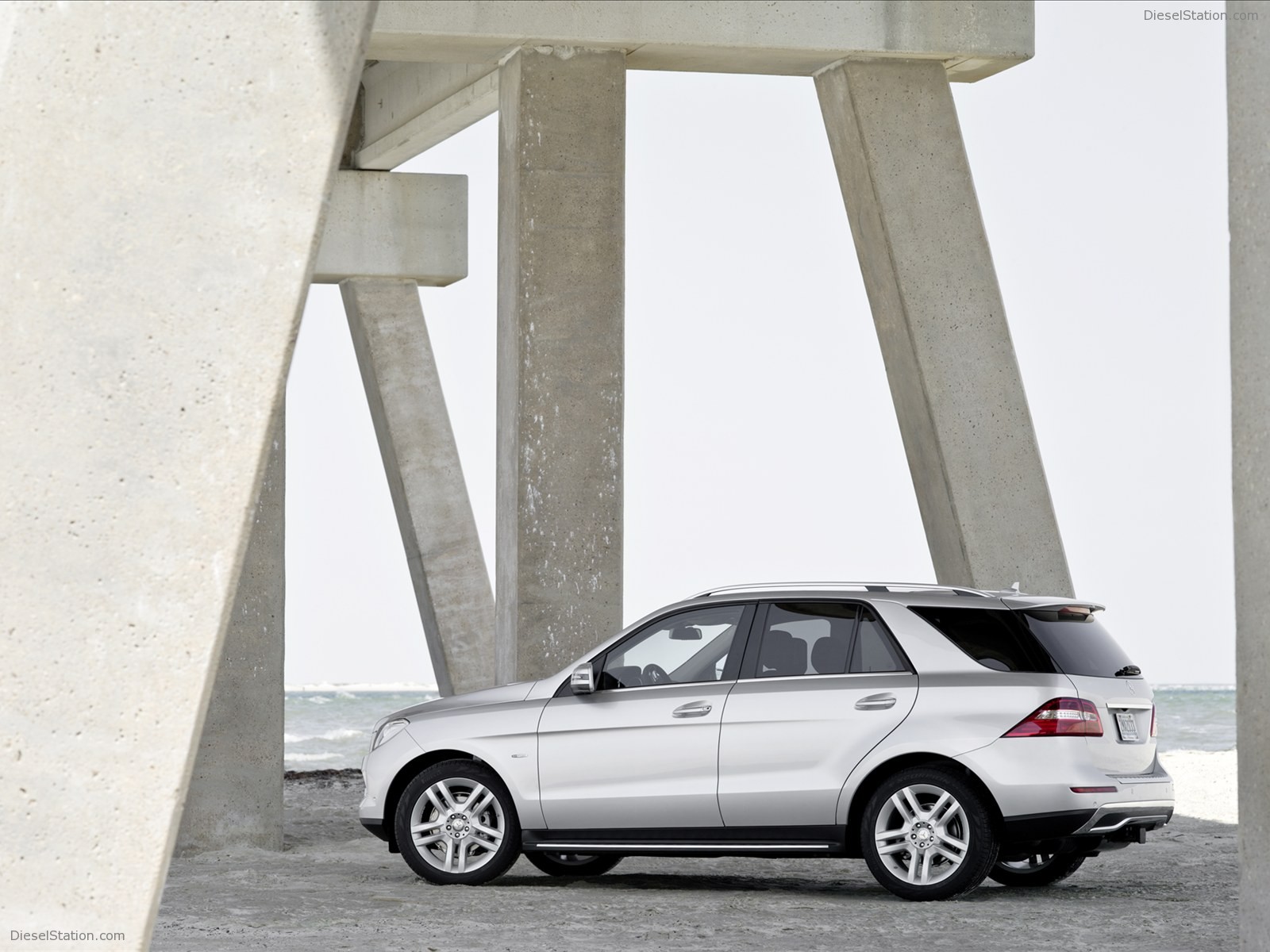 Mercedes-Benz M-Class 2012