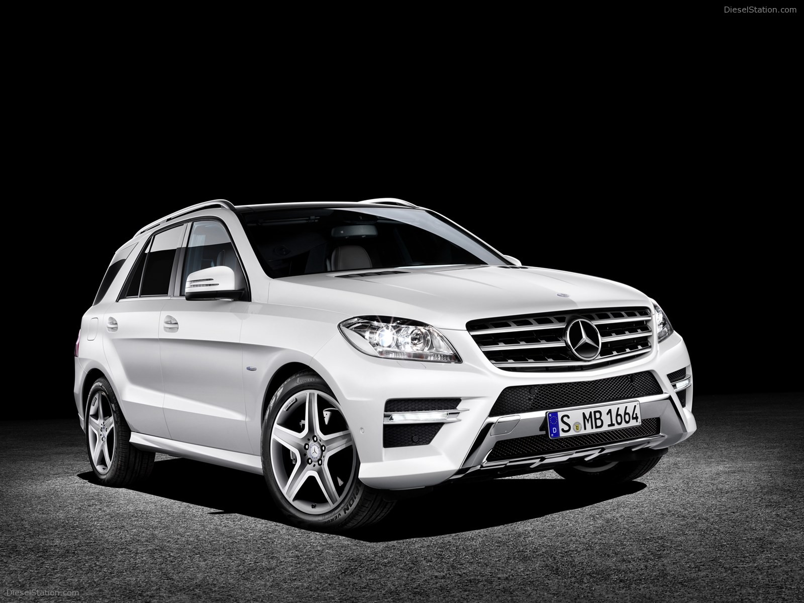Mercedes-Benz M-Class 2012