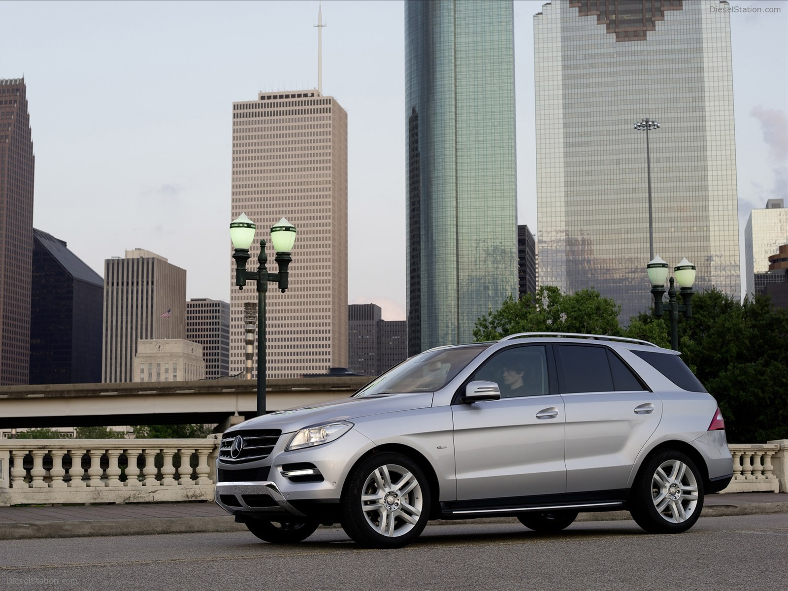 Mercedes-Benz M-Class 2012