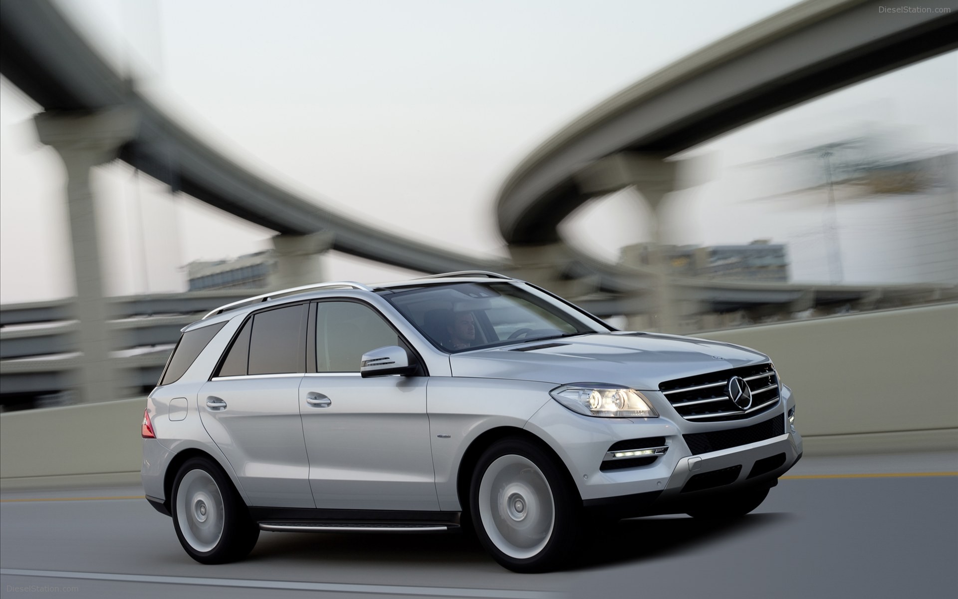 Mercedes-Benz M-Class 2012