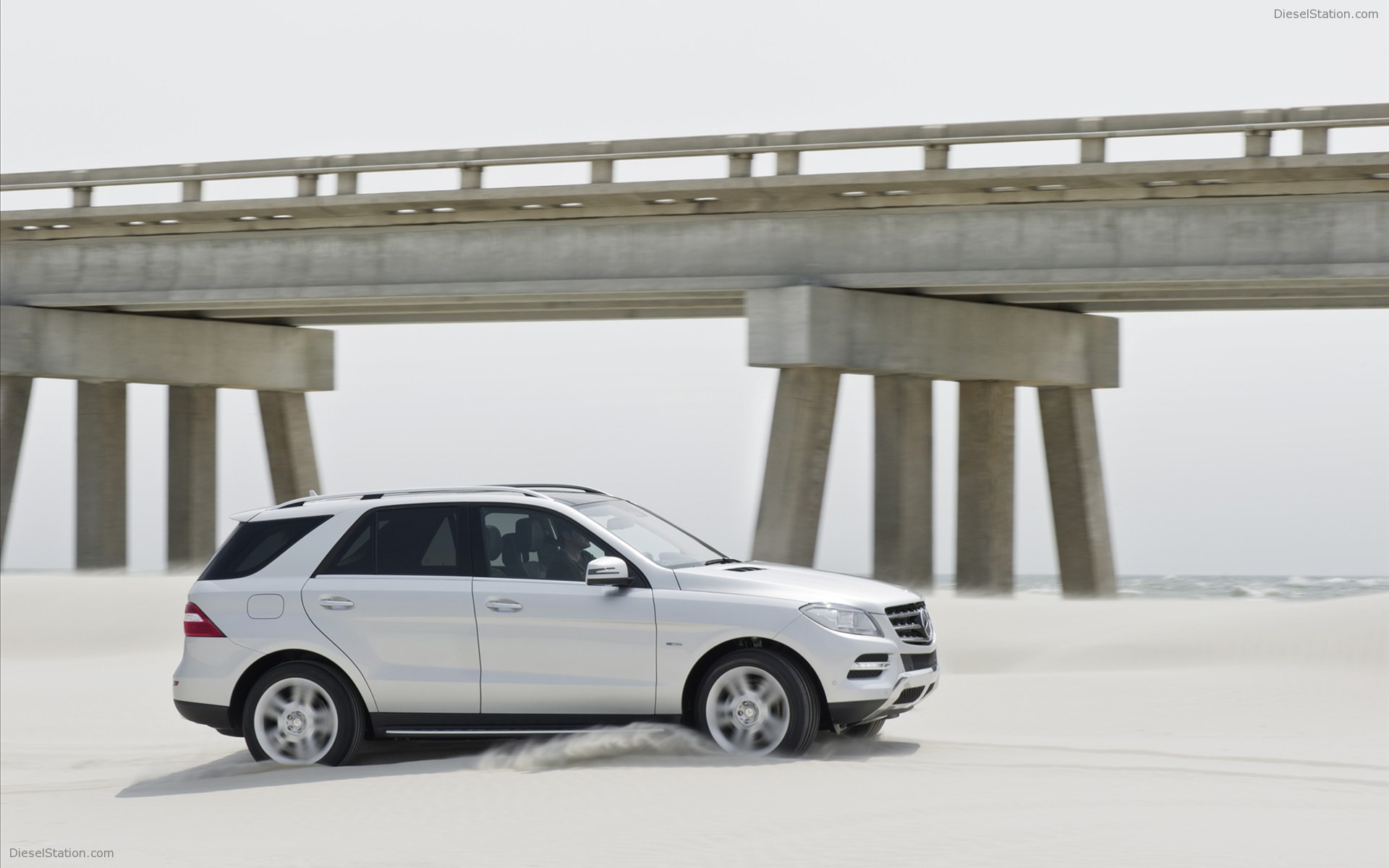 Mercedes-Benz M-Class 2012