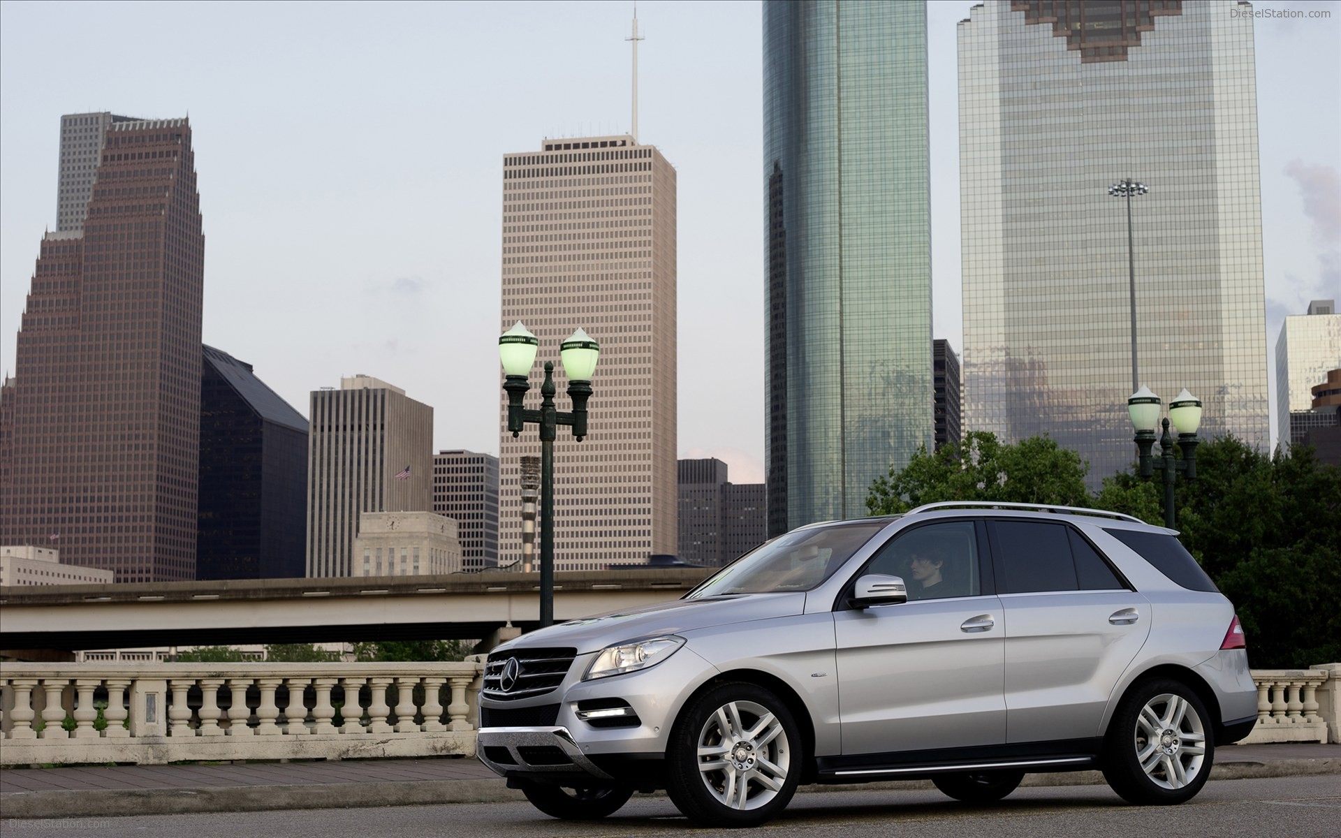 Mercedes-Benz M-Class 2012